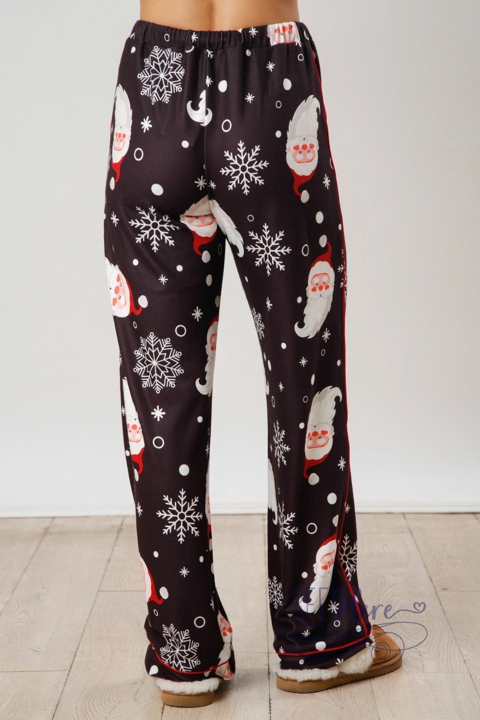 Santa Print PJ Pants: Dreaming of a Jolly Night - BFF Here