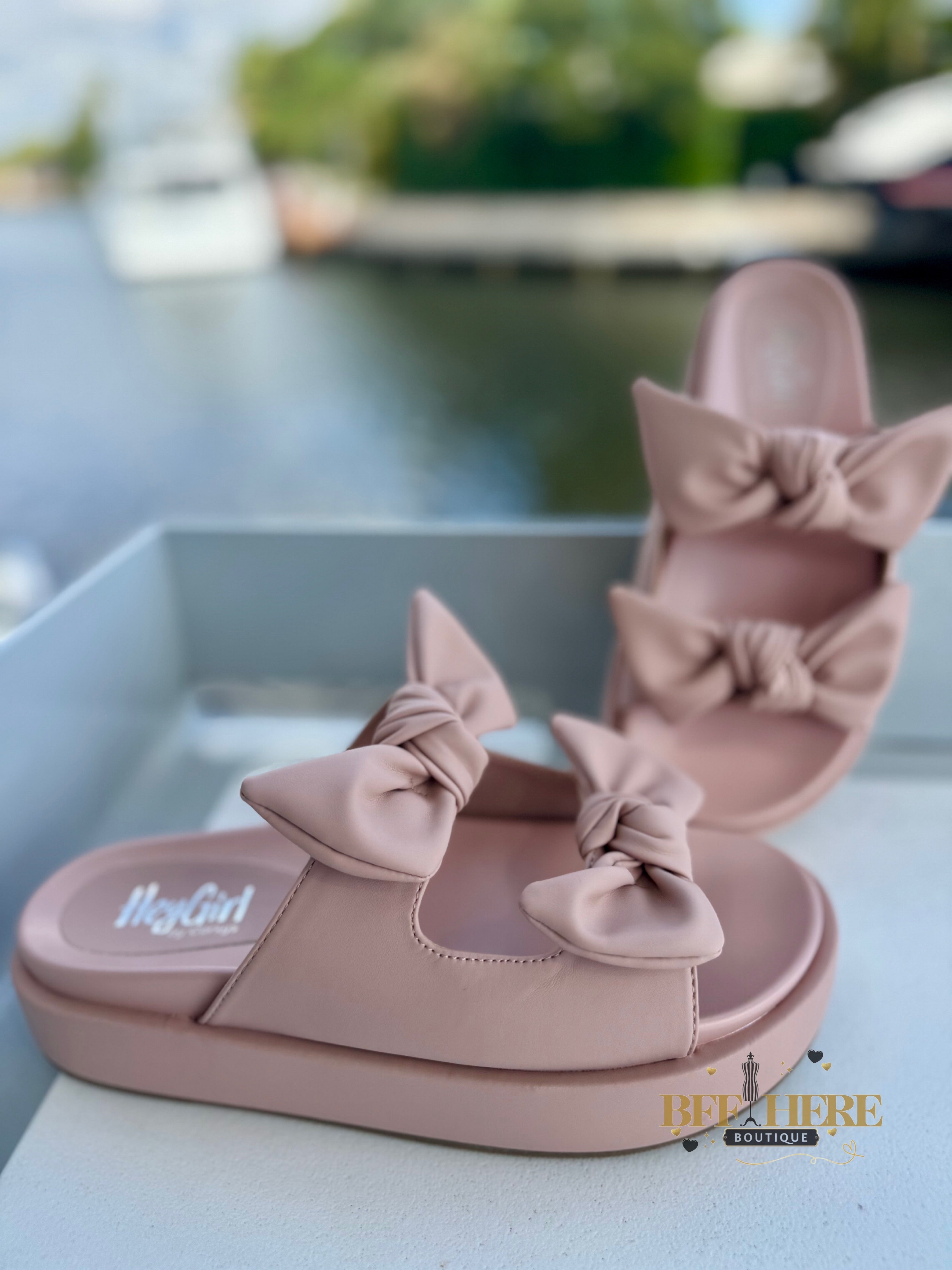 Lil Bit Knotty / Blush by Corkys - BFF Here