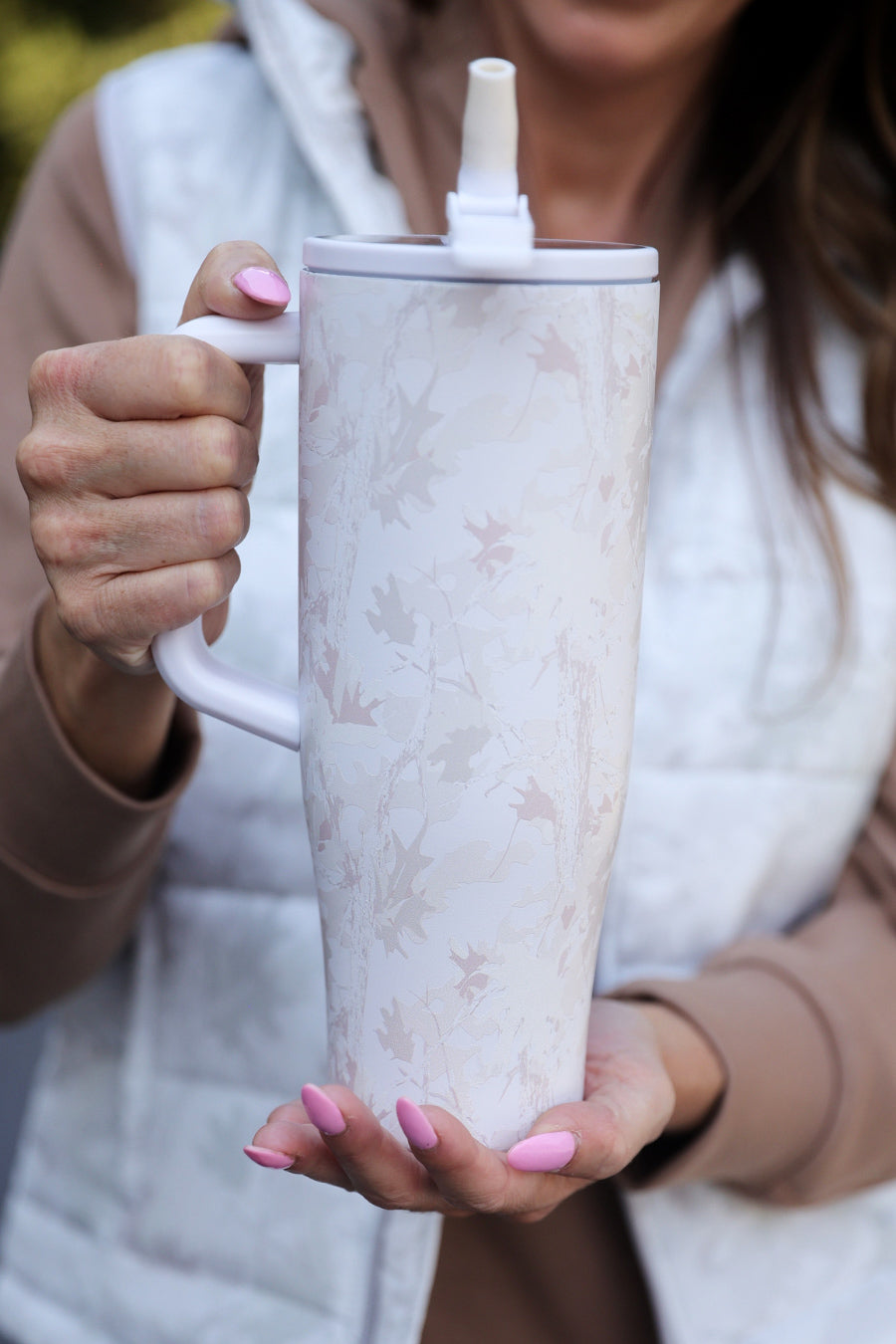 PREORDER: Chloe Camo Sleek Tumbler by Jess Lea /. White - BFF Here