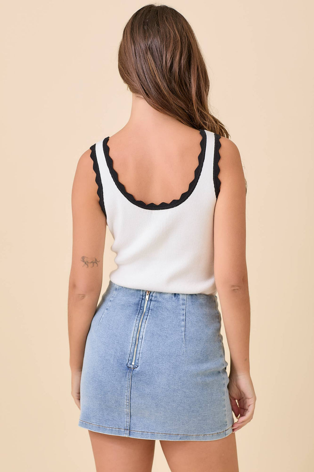 Scallop Charm Knit Tank Top - BFF Here