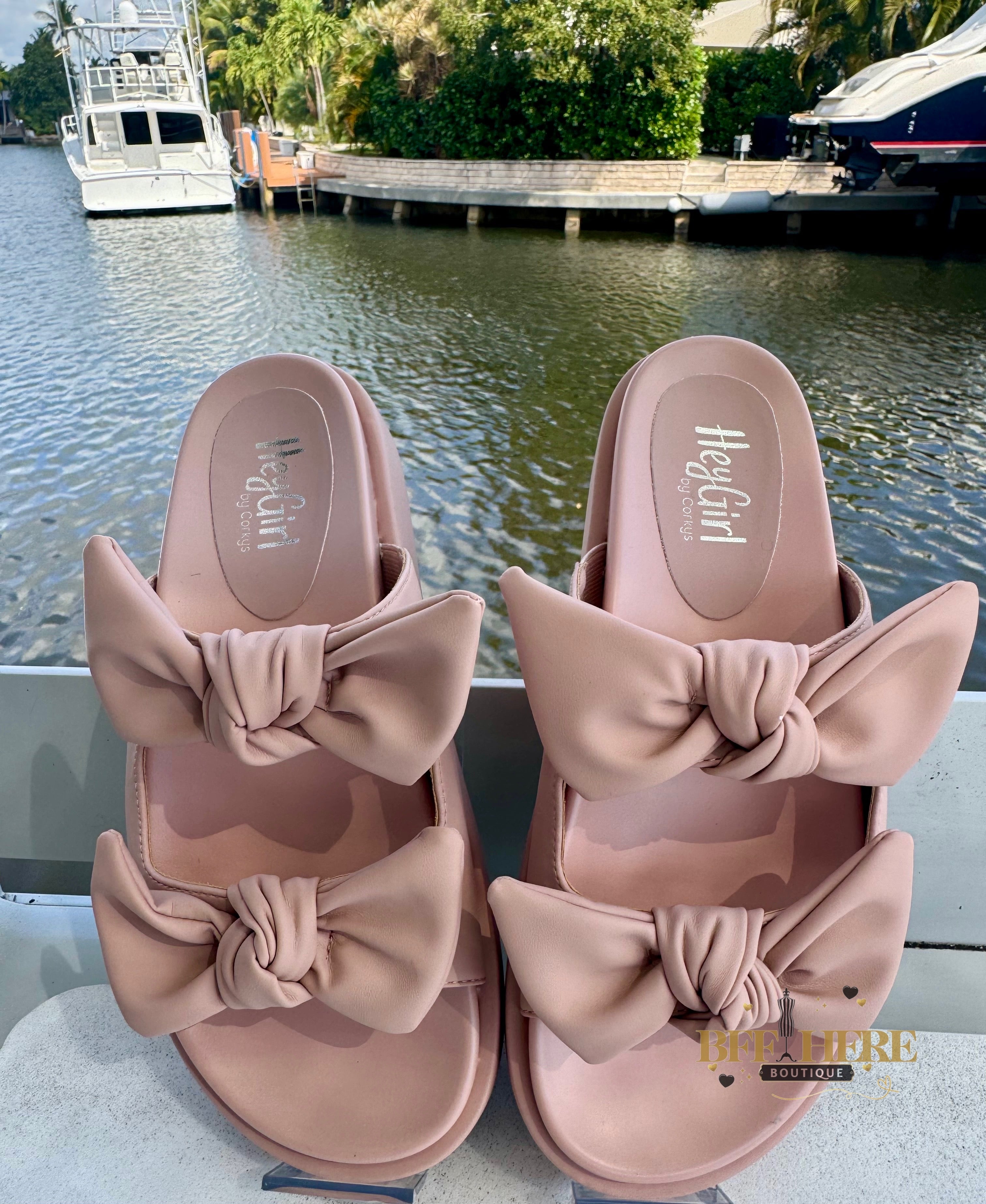 Lil Bit Knotty / Blush by Corkys - BFF Here