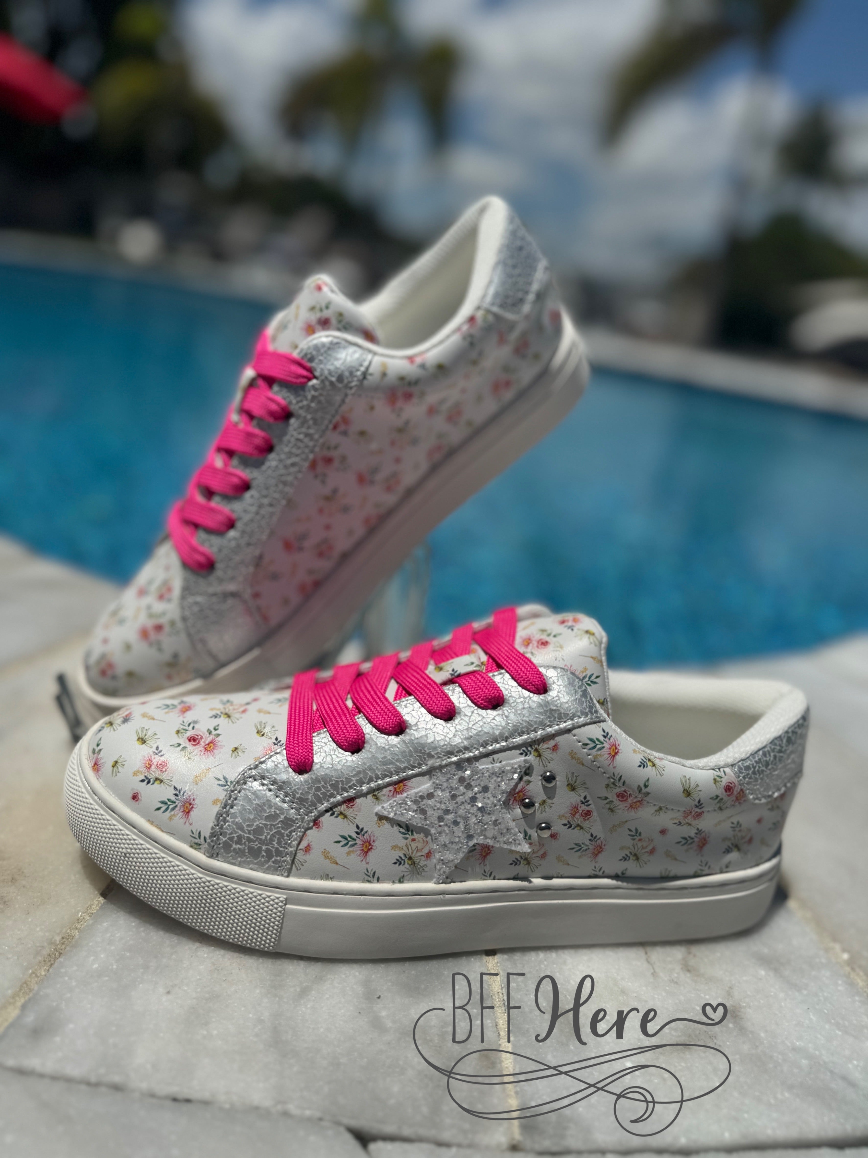 Supernova - White Ditzy Flower by Corkys - BFF Here