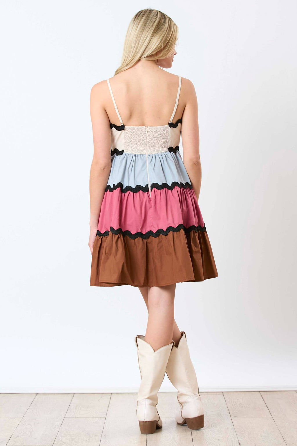 Summer Wave: Scallop Trim  Dress - BFF Here