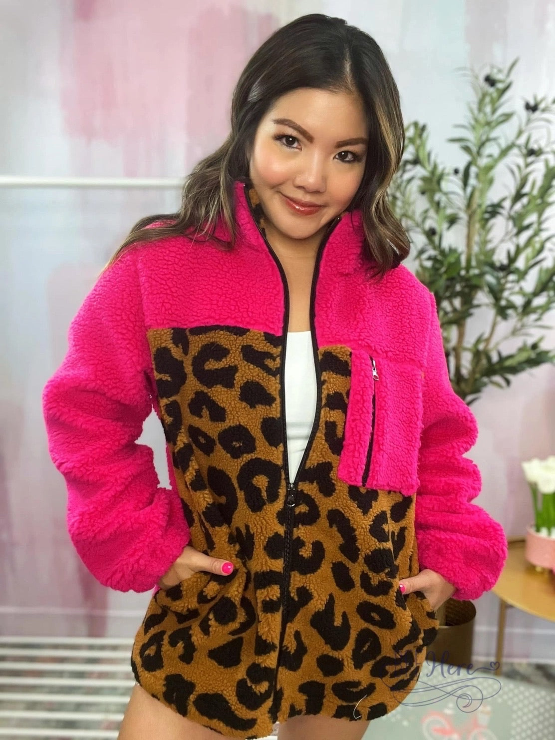 PREORDER: Bright Pink Leopard Print Sherpa Zip-Up: Cozy Meets Chic for Ultimate Comfort (Ships Middle of September ) - BFF Here