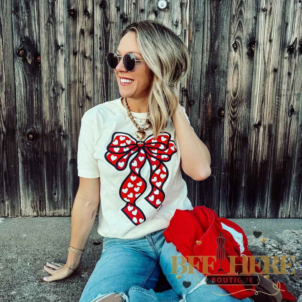 Big Heart Bow Tee - BFF Here