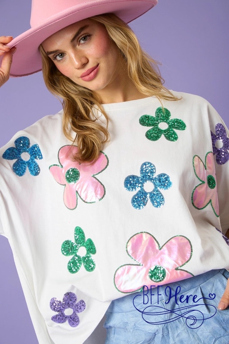 PREORDER: Whimsical Daisies: Comfy & Loose Floral Top (Ships Middle of February) - BFF Here