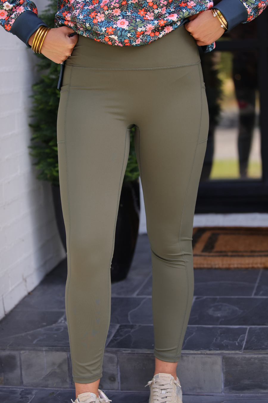 PREORDER: High Waisted Pocket Compression Leggings / Olive (ETA: September)