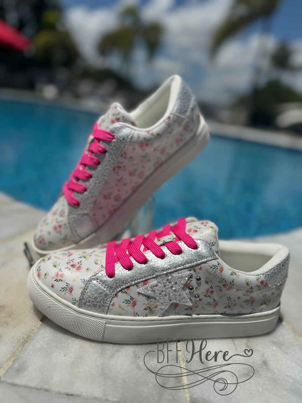 Supernova - White Ditzy Flower by Corkys - BFF Here