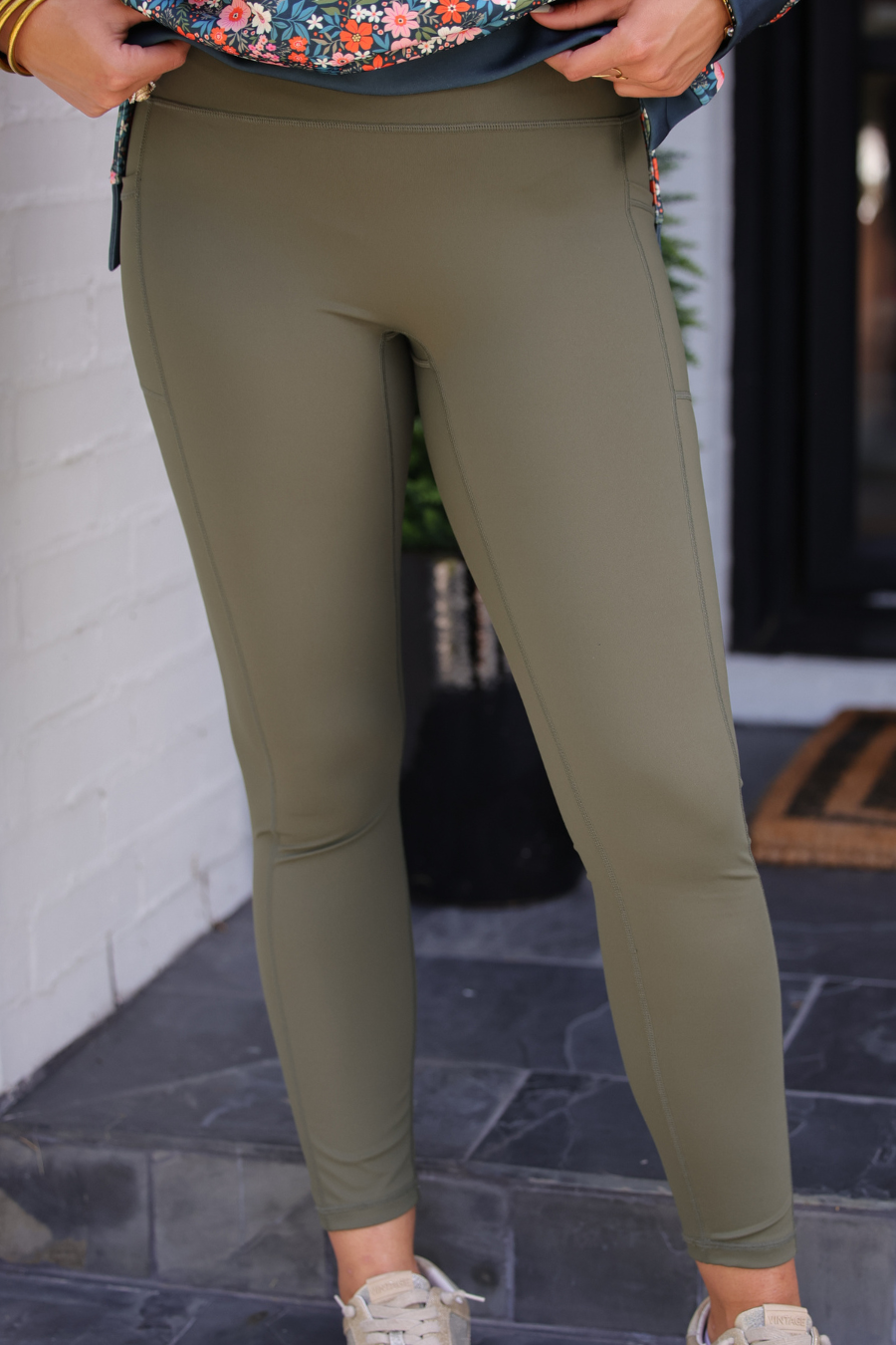 PREORDER: High Waisted Pocket Compression Leggings / Olive (ETA: September)