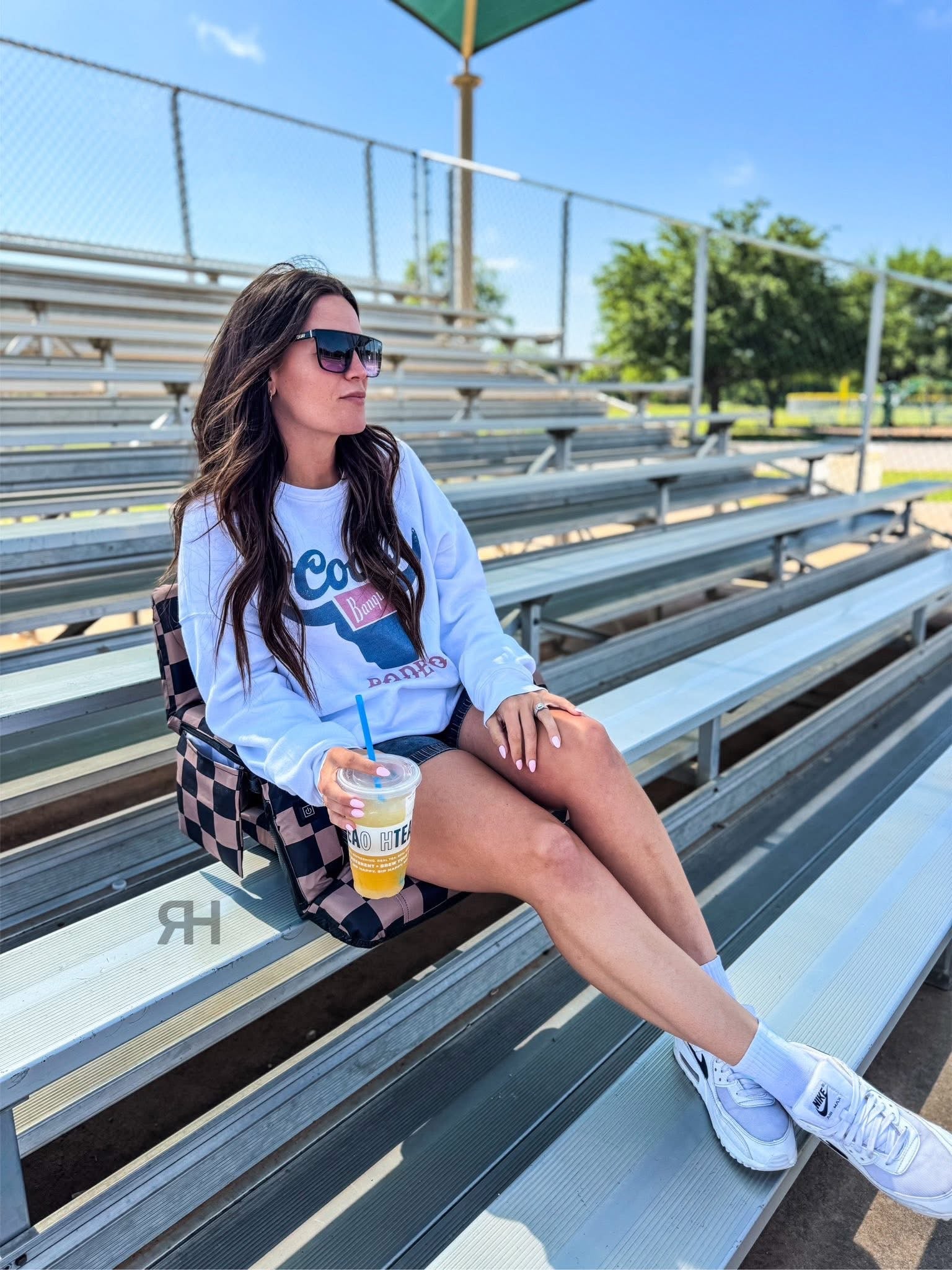 Ranch Hand Heated Stadium Chair - BFF Here
