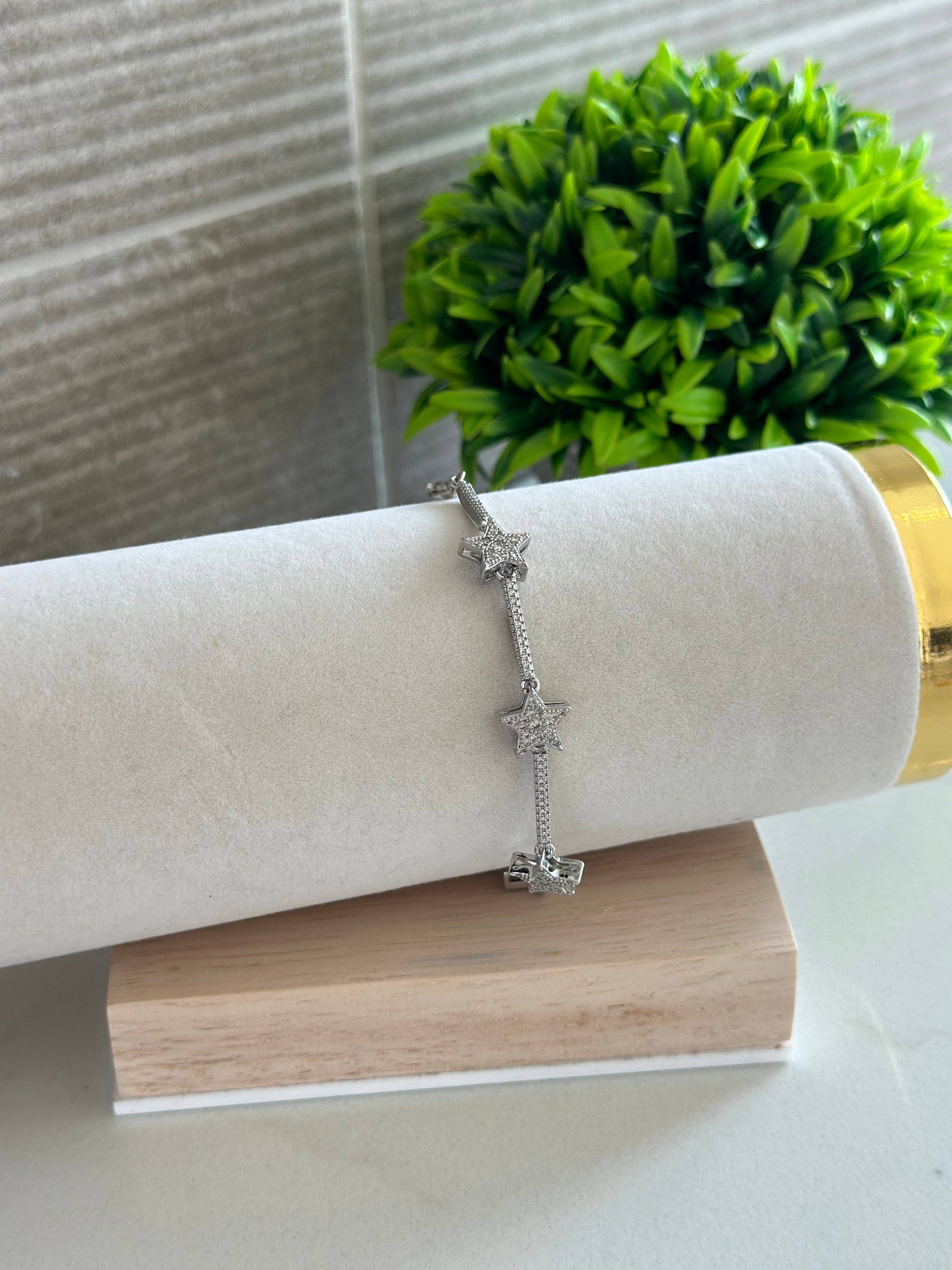 Stellar Sparkle Star Bracelet / Silver - BFF Here