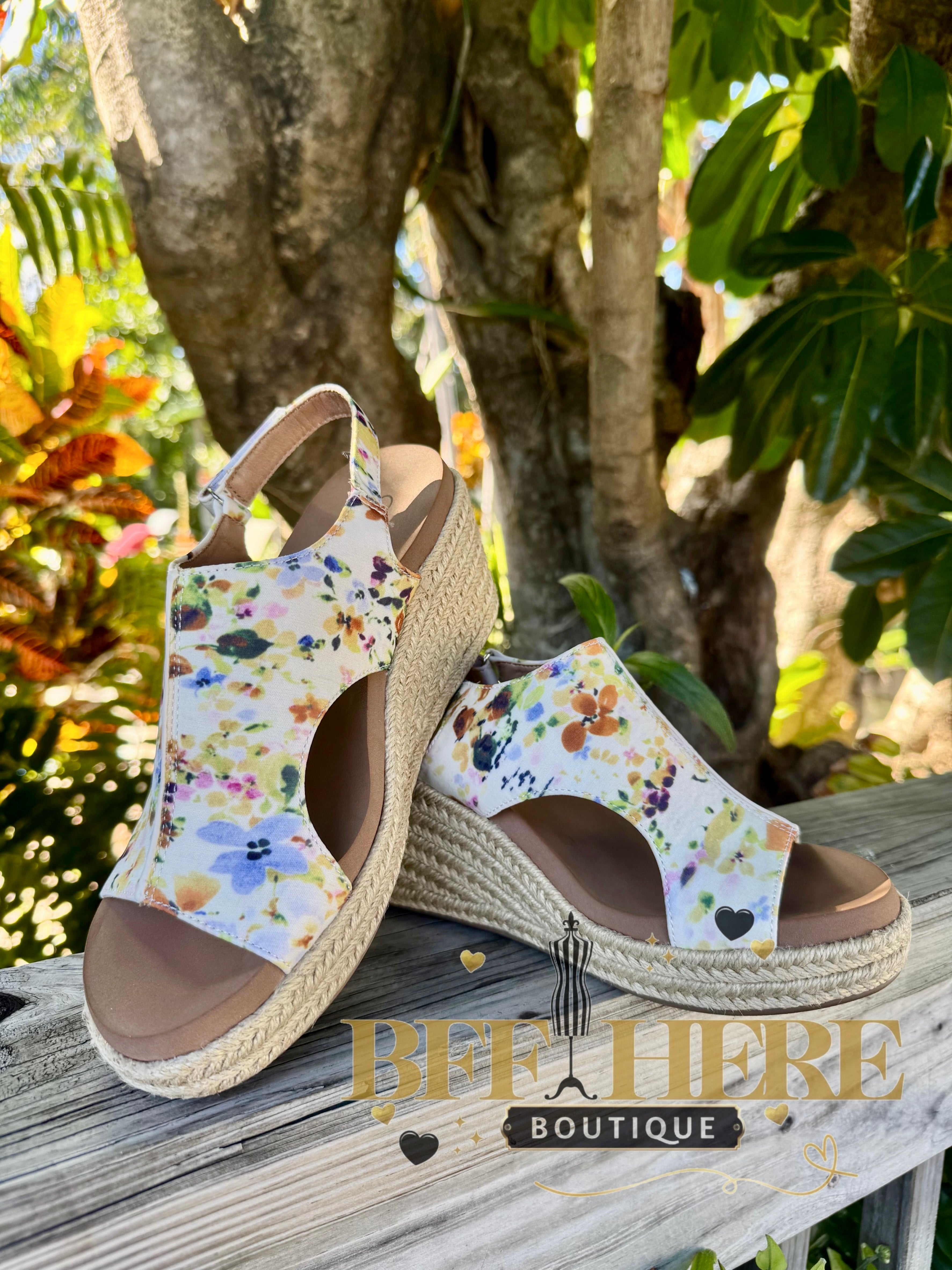 Carley - Natural Mini Floral Jute by Corkys - BFF Here