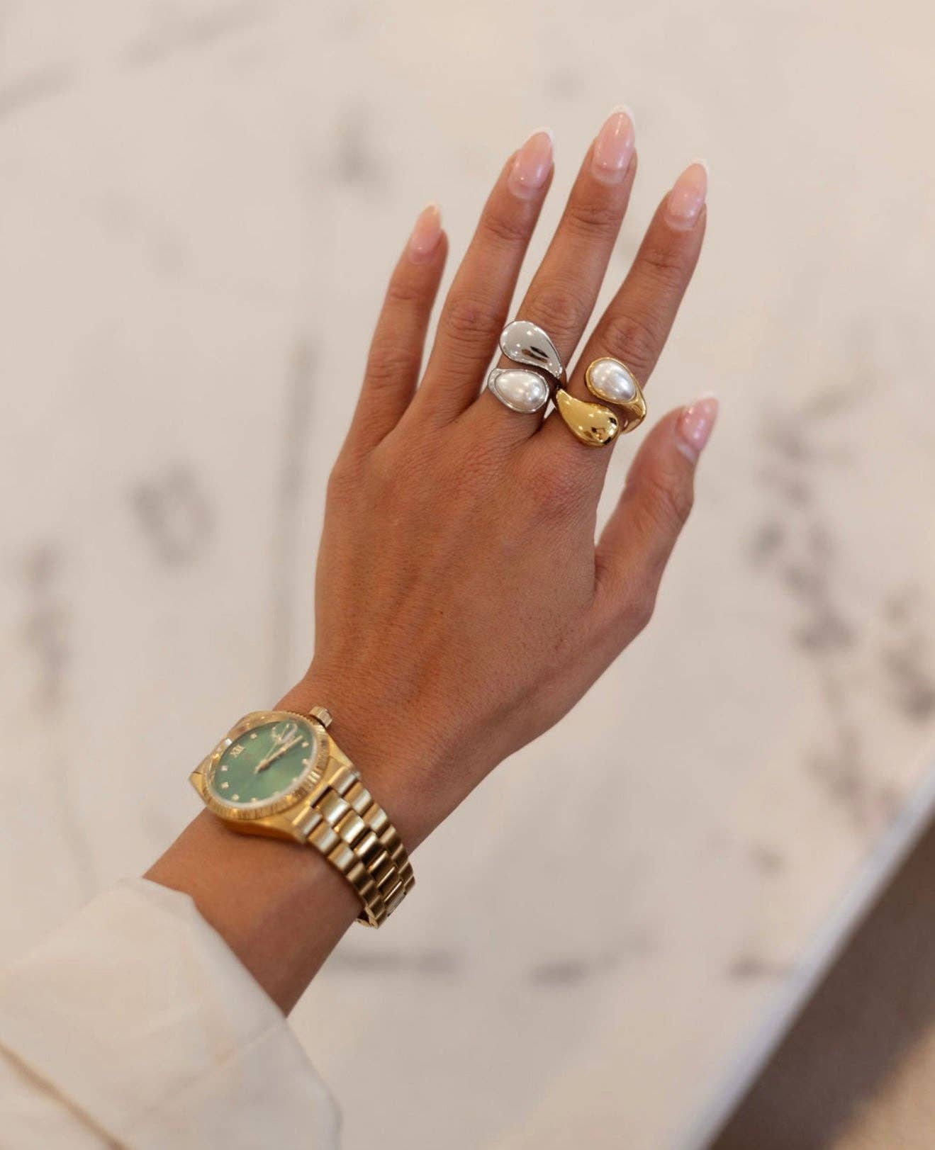 AVA RING - BFF Here