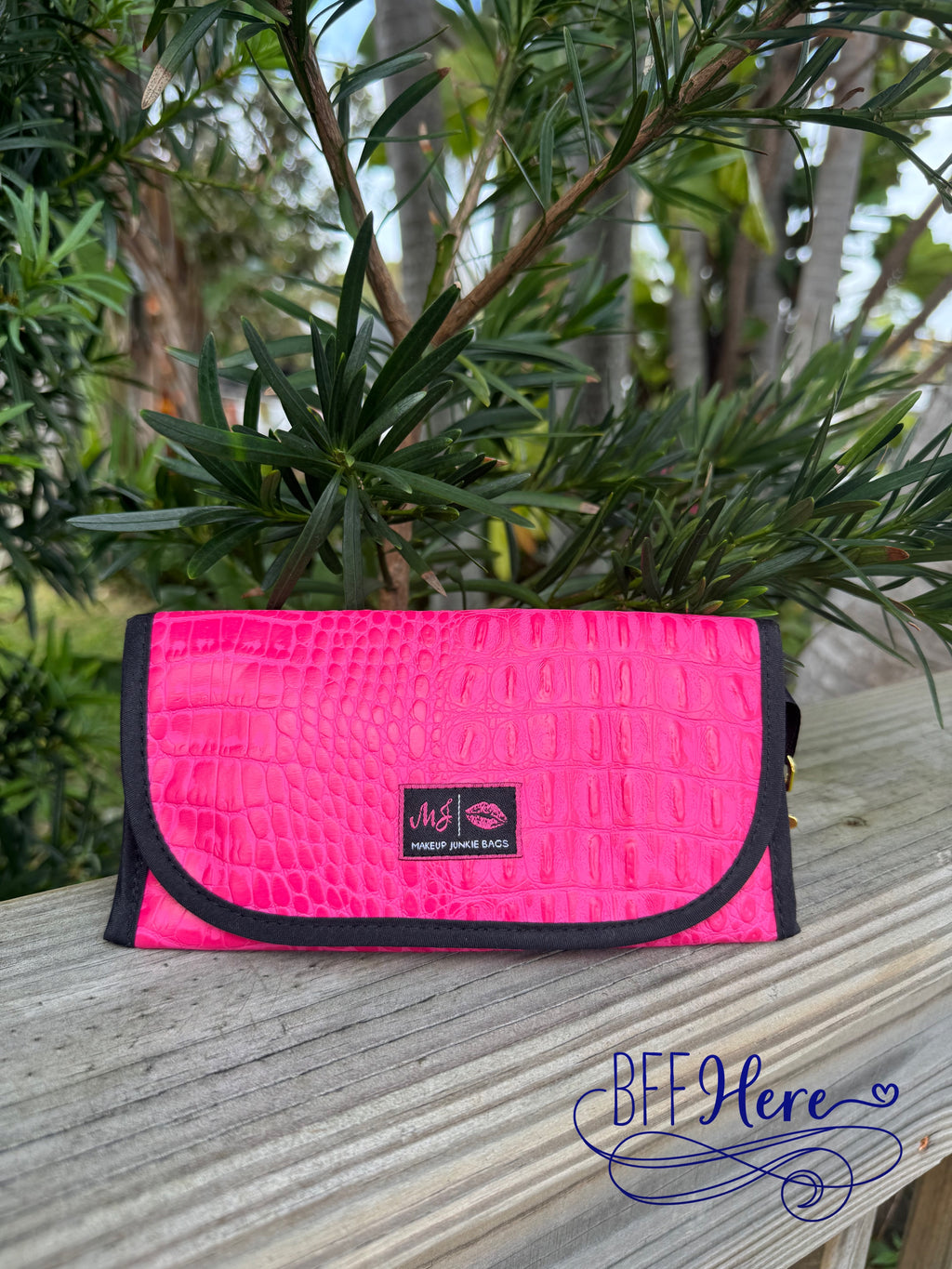 Shades Of Dolly Sunglass Case by Makeup Junkie Bags - BFF Here