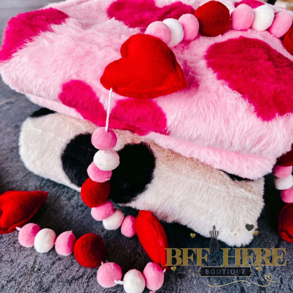 Cozy Heart Blanket - BFF Here