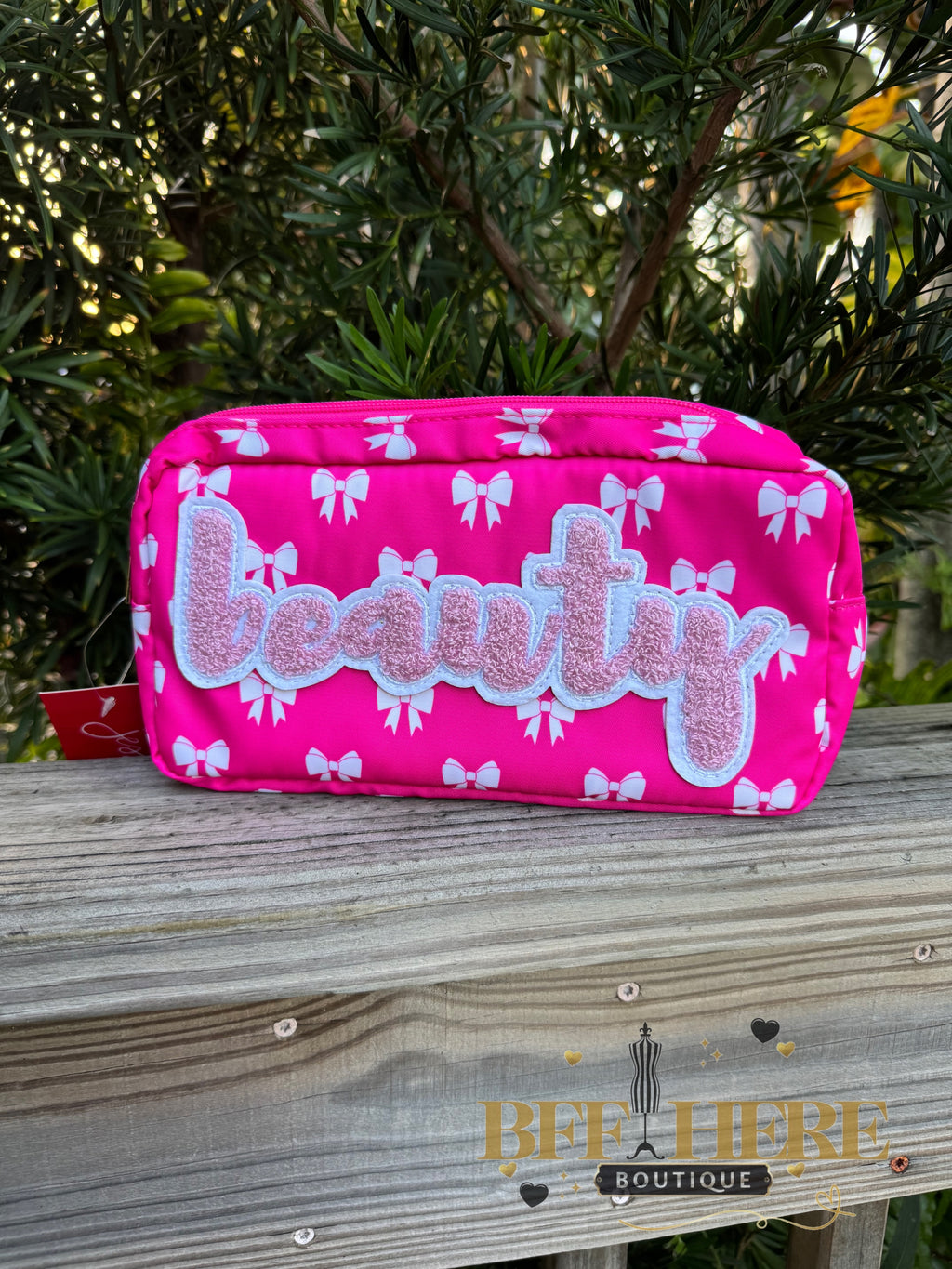 Bow Beauty Travel Bag by Jess Lea - BFF Here