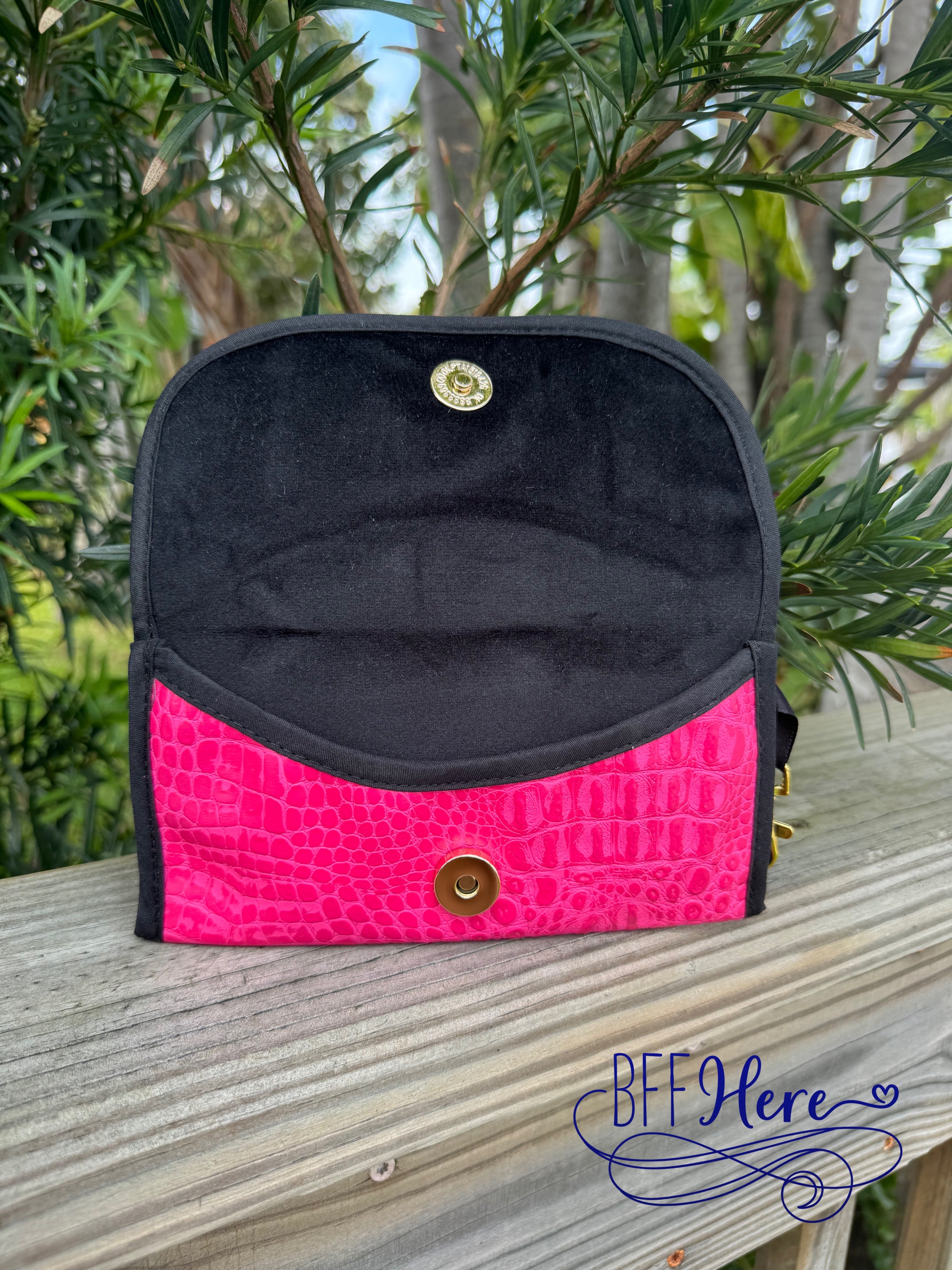 Shades Of Dolly Sunglass Case by Makeup Junkie Bags - BFF Here