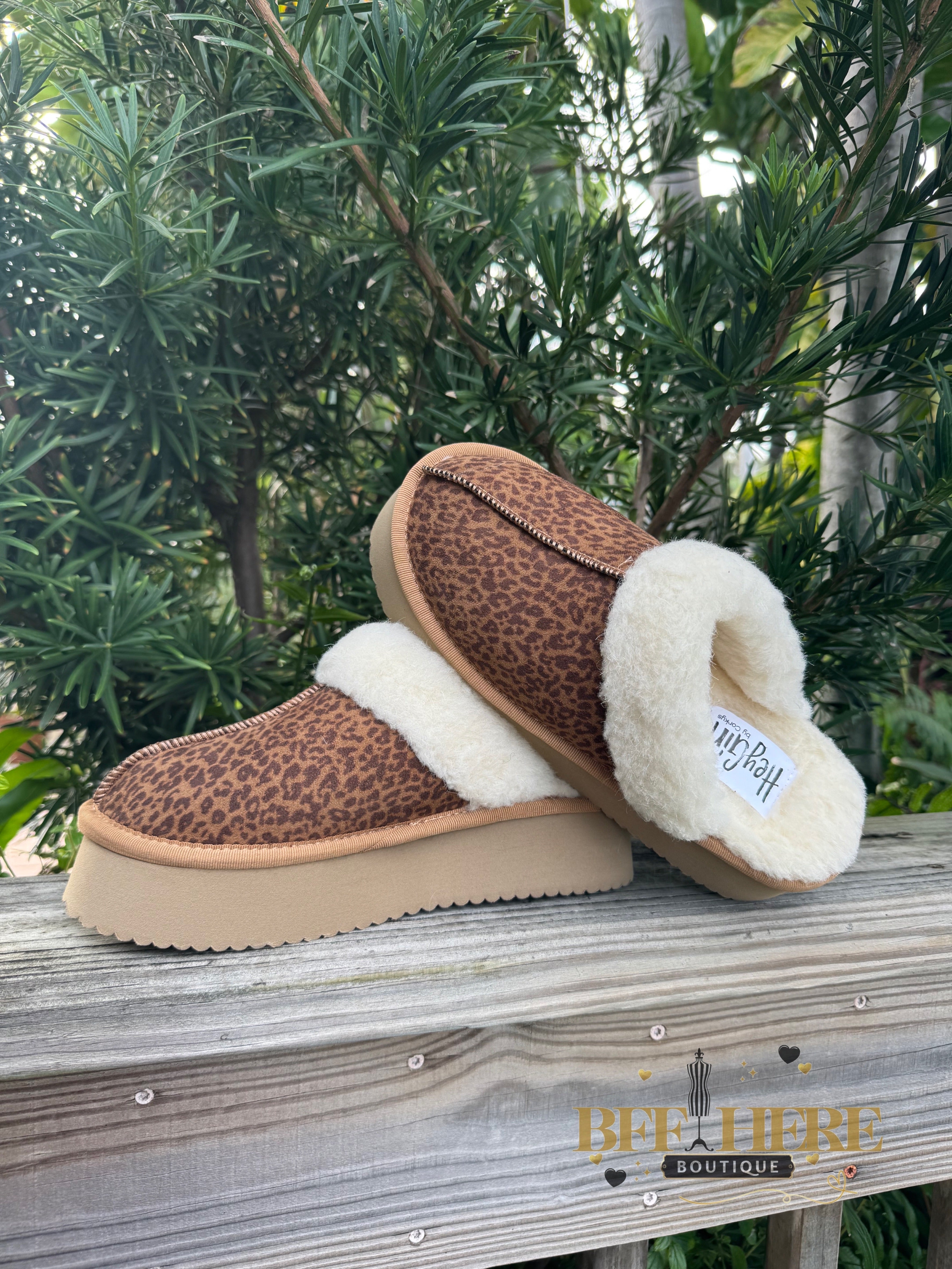 Cuddle Up / Mini Leopard by Corkys - BFF Here