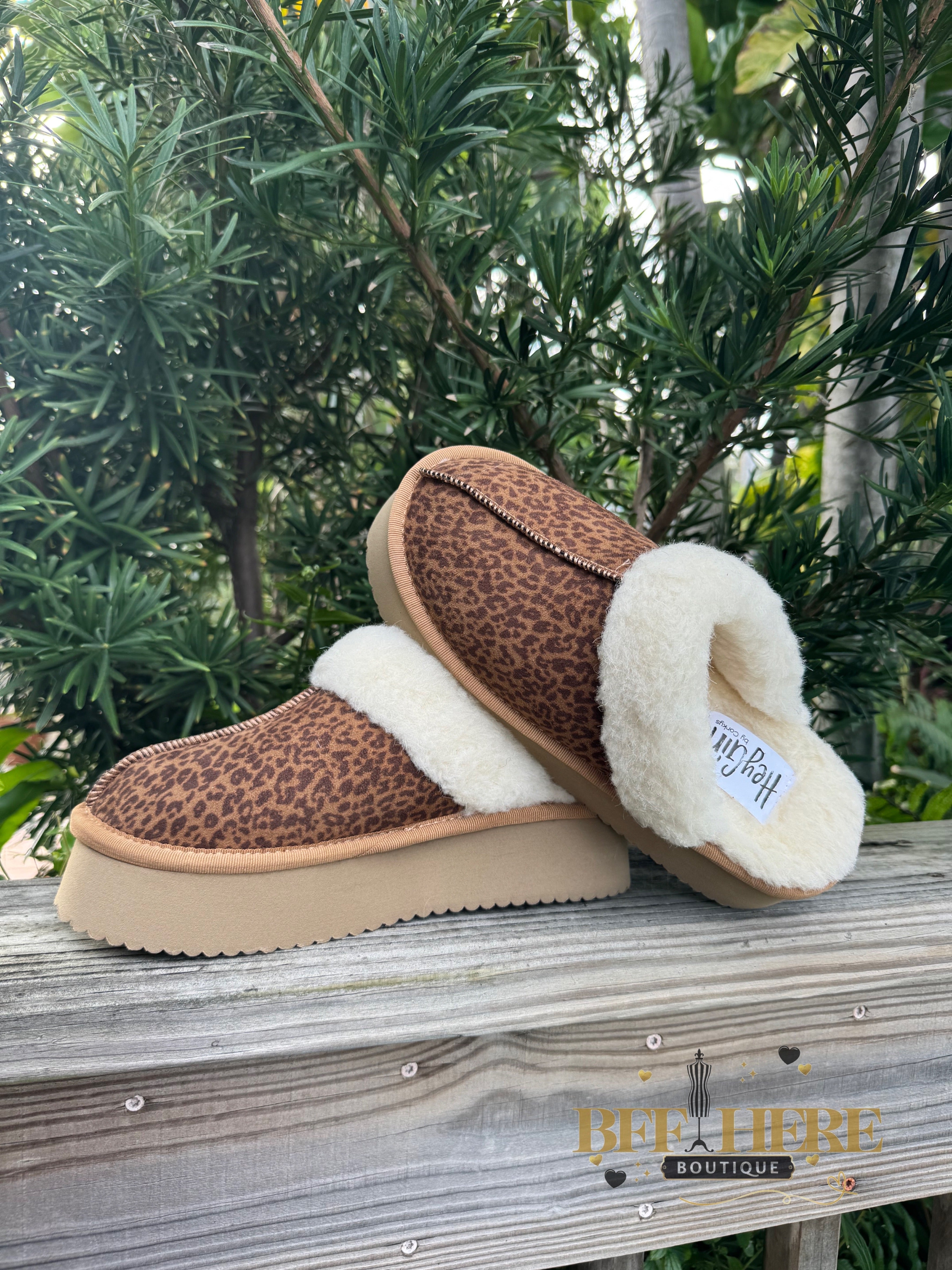 Cuddle Up / Mini Leopard by Corkys - BFF Here