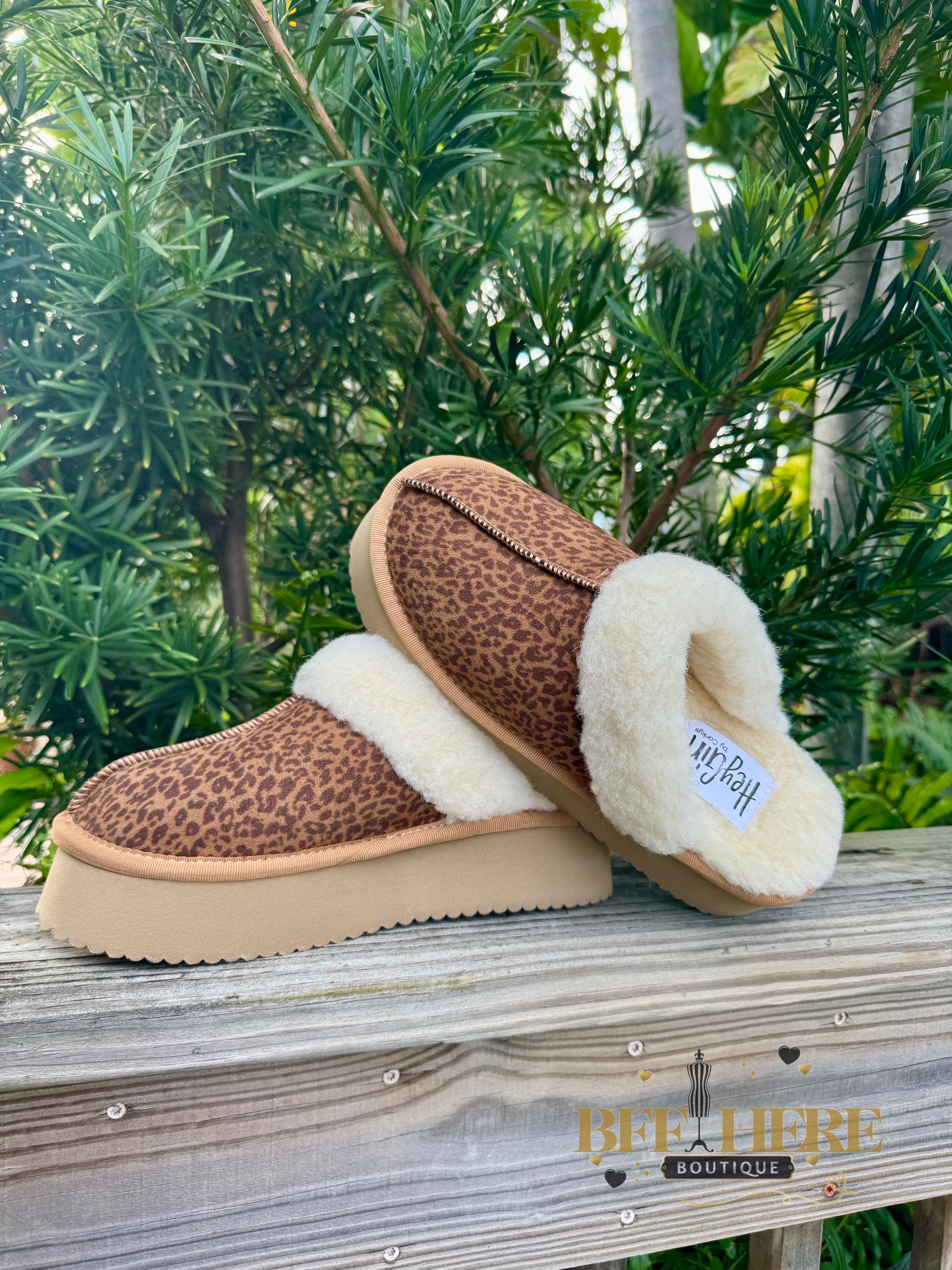 Cuddle Up / Mini Leopard by Corkys - BFF Here