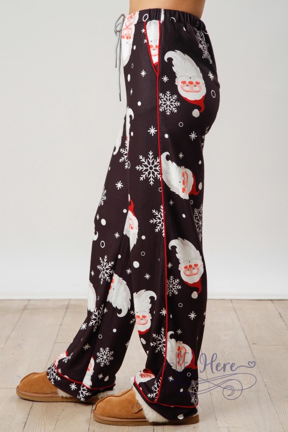 Santa Print PJ Pants: Dreaming of a Jolly Night - BFF Here