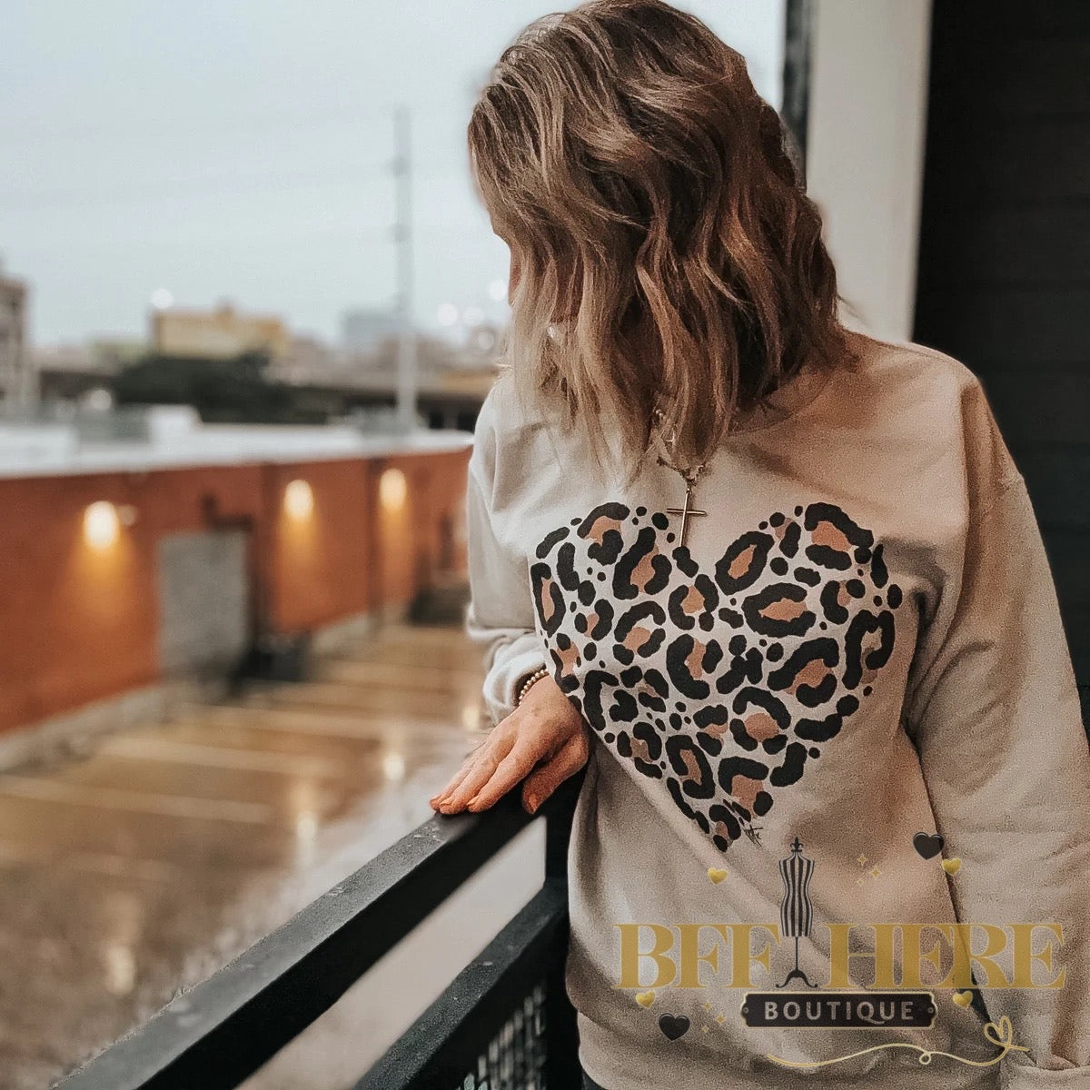 Leopard Heart Sweatshirt - BFF Here