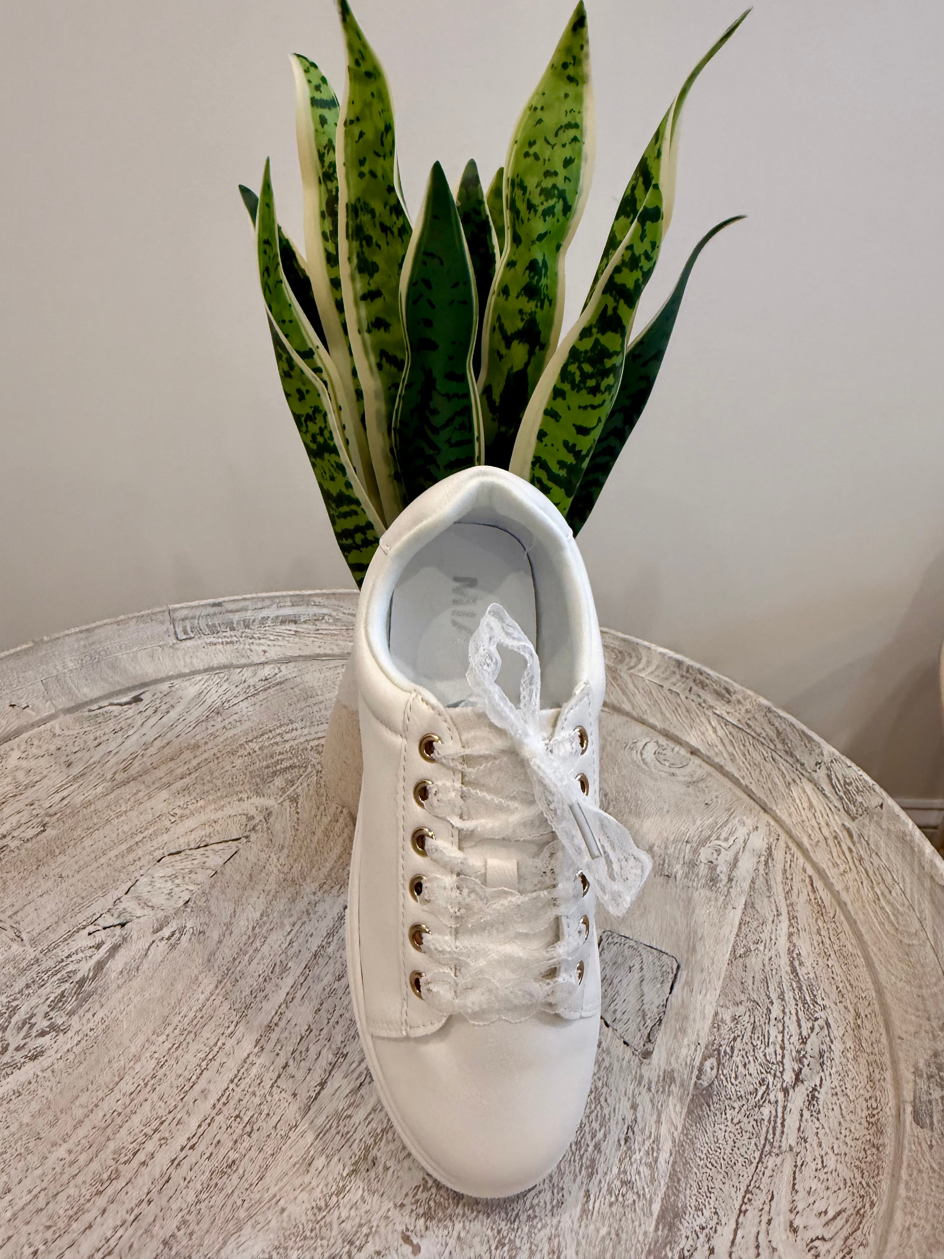 Simona – White | by MIA Shoes / Array (Ships 2-3 weeks) - BFF Here