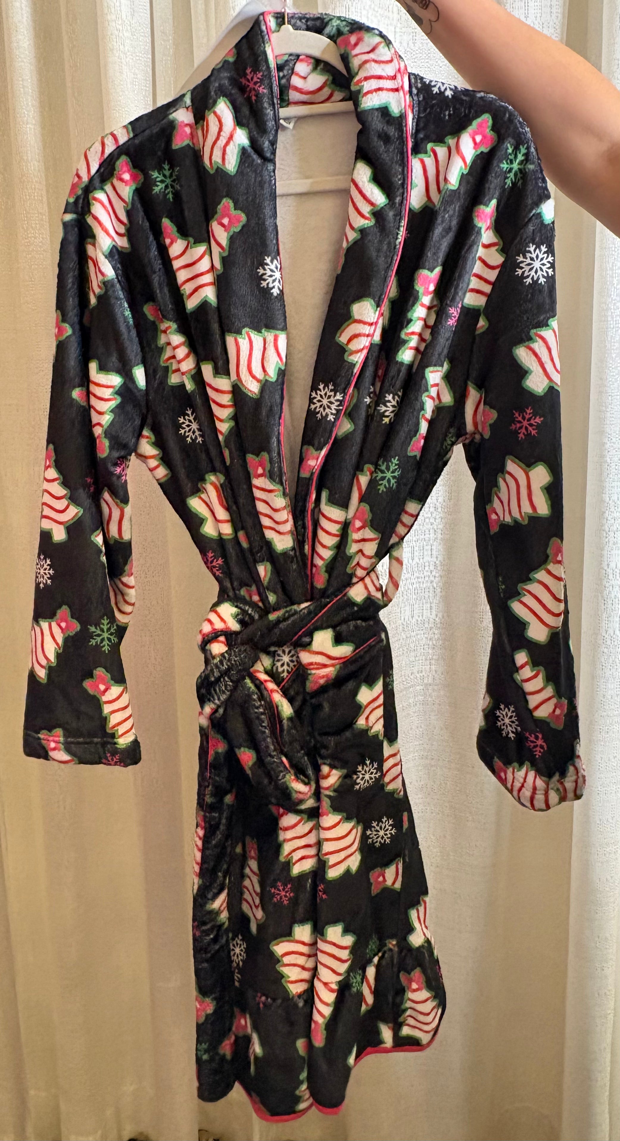 PREORDER: Legacy Lounge Robe Black Christmas Treats by Jess Lea (ARRAY) / ETA: September - BFF Here