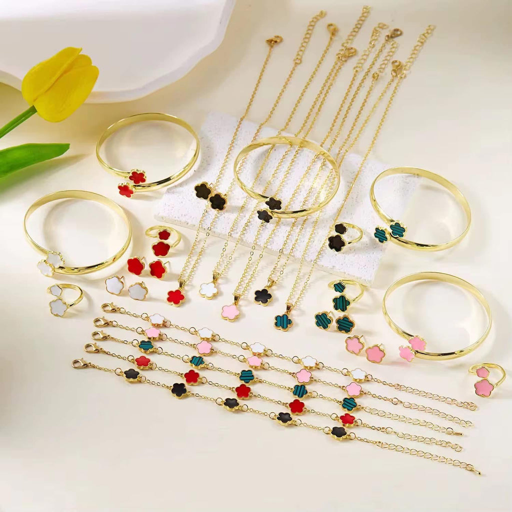 PREORDER: Timeless Clover 5-Piece Jewelry Collection (ETA: August)