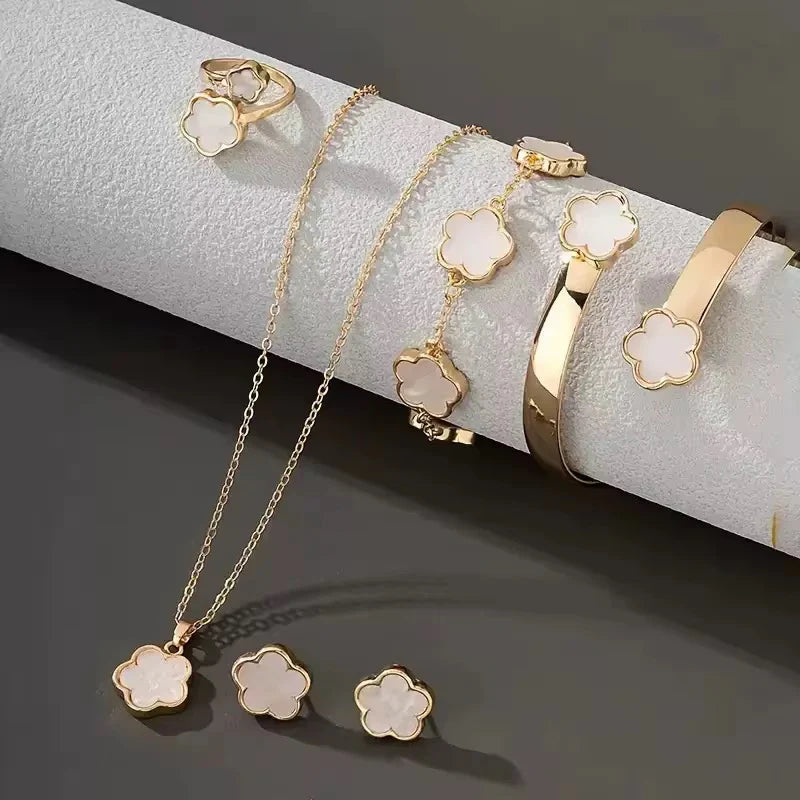 PREORDER: Timeless Clover 5-Piece Jewelry Collection (ETA: August)