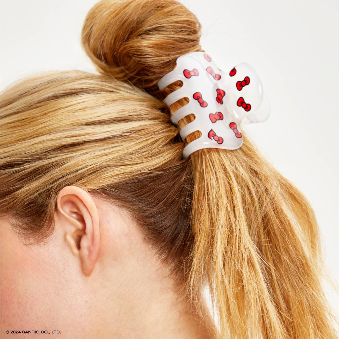 Hello Kitty x Kitsch Recycled Puffy Claw Clip- Kitty Bows - BFF Here