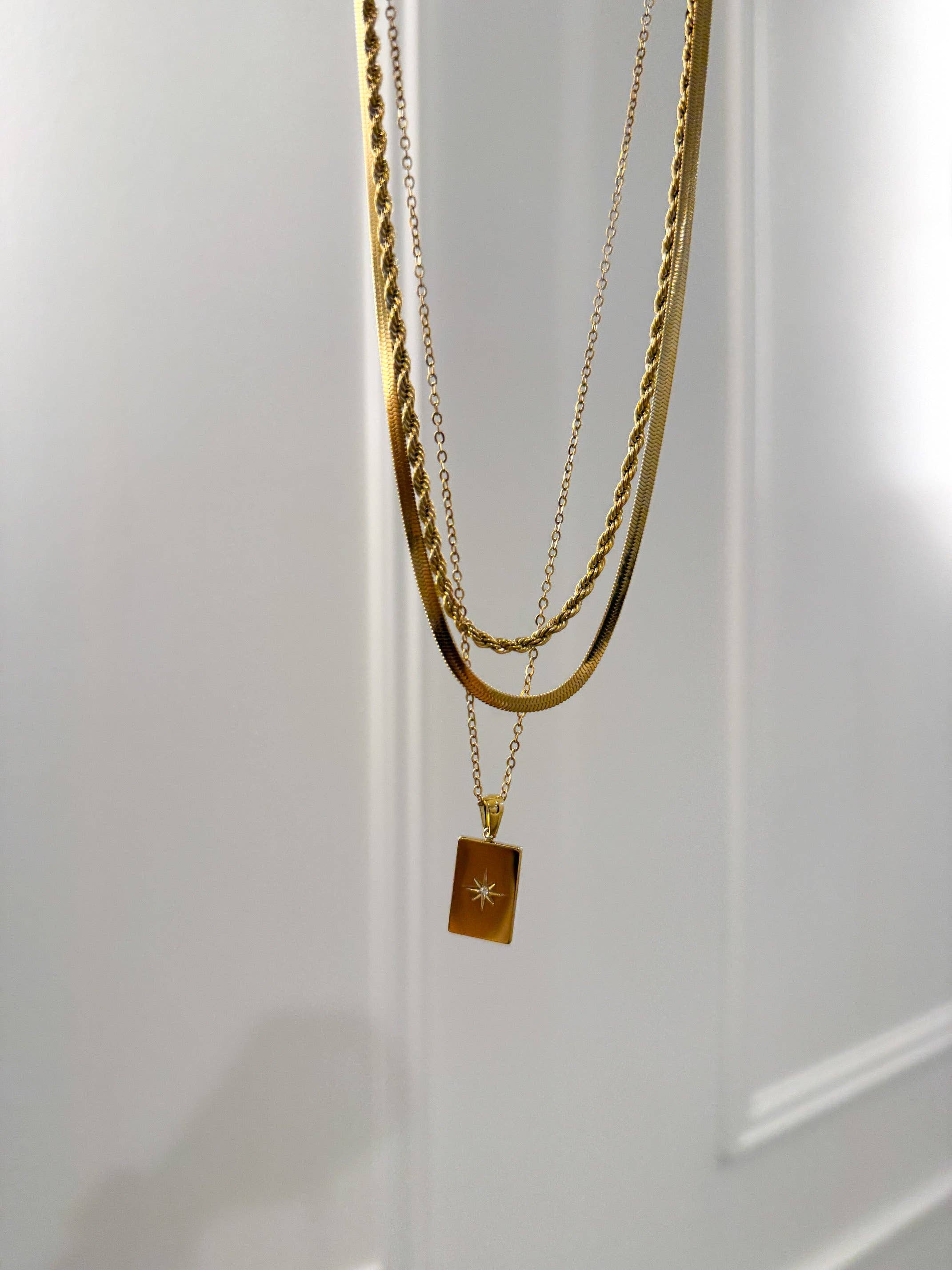 SCARLETT NECKLACE - BFF Here