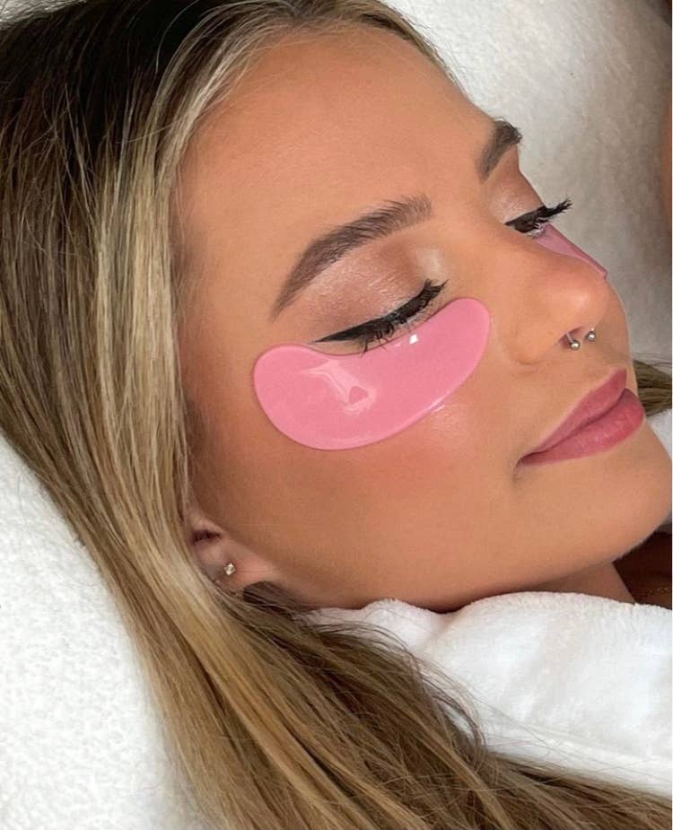 Eye Luv Hydrating Under Eye Treatment Mask by Beaut. - BFF Here