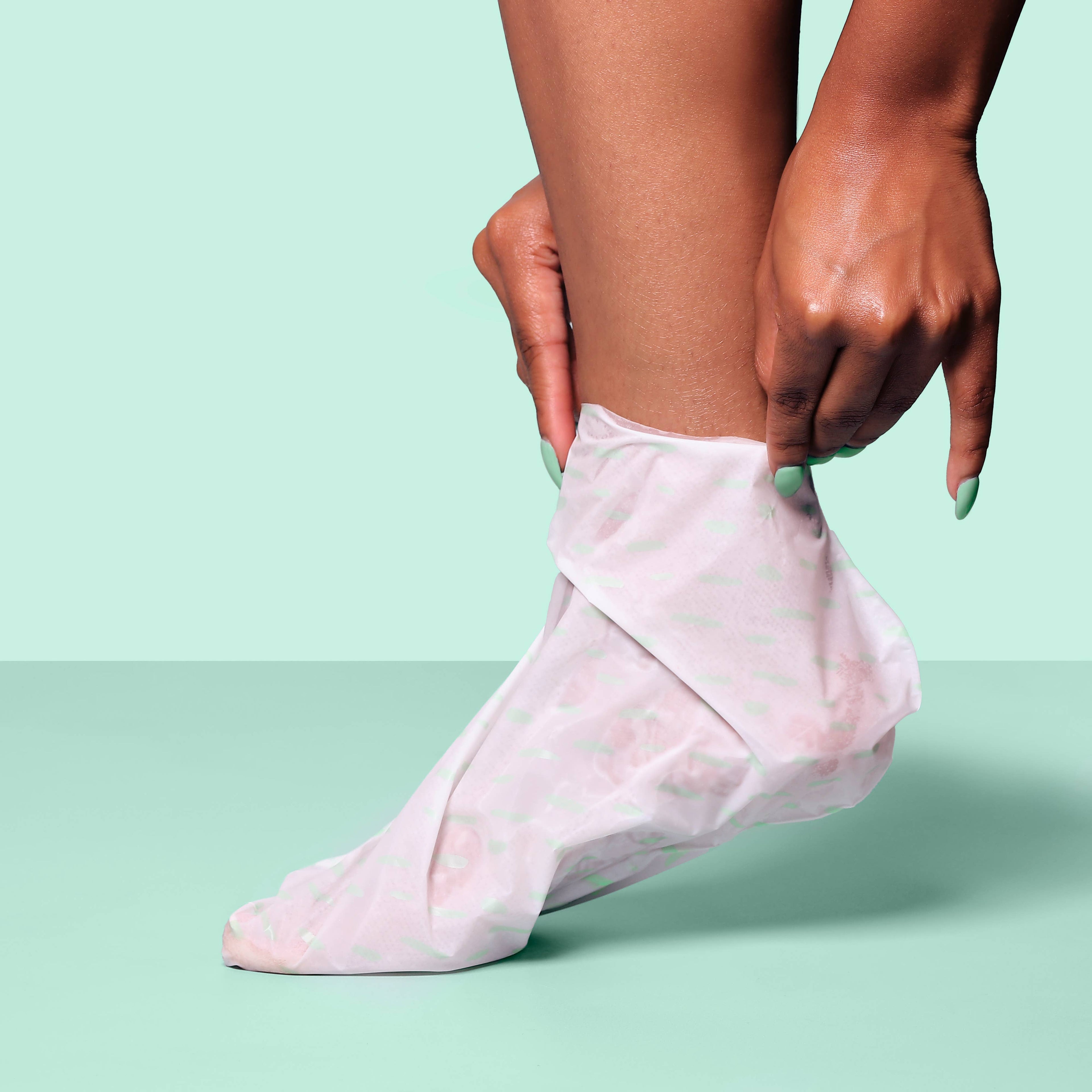 Comfort Zone Soothing Foot Mask with - 3 Pairs - BFF Here