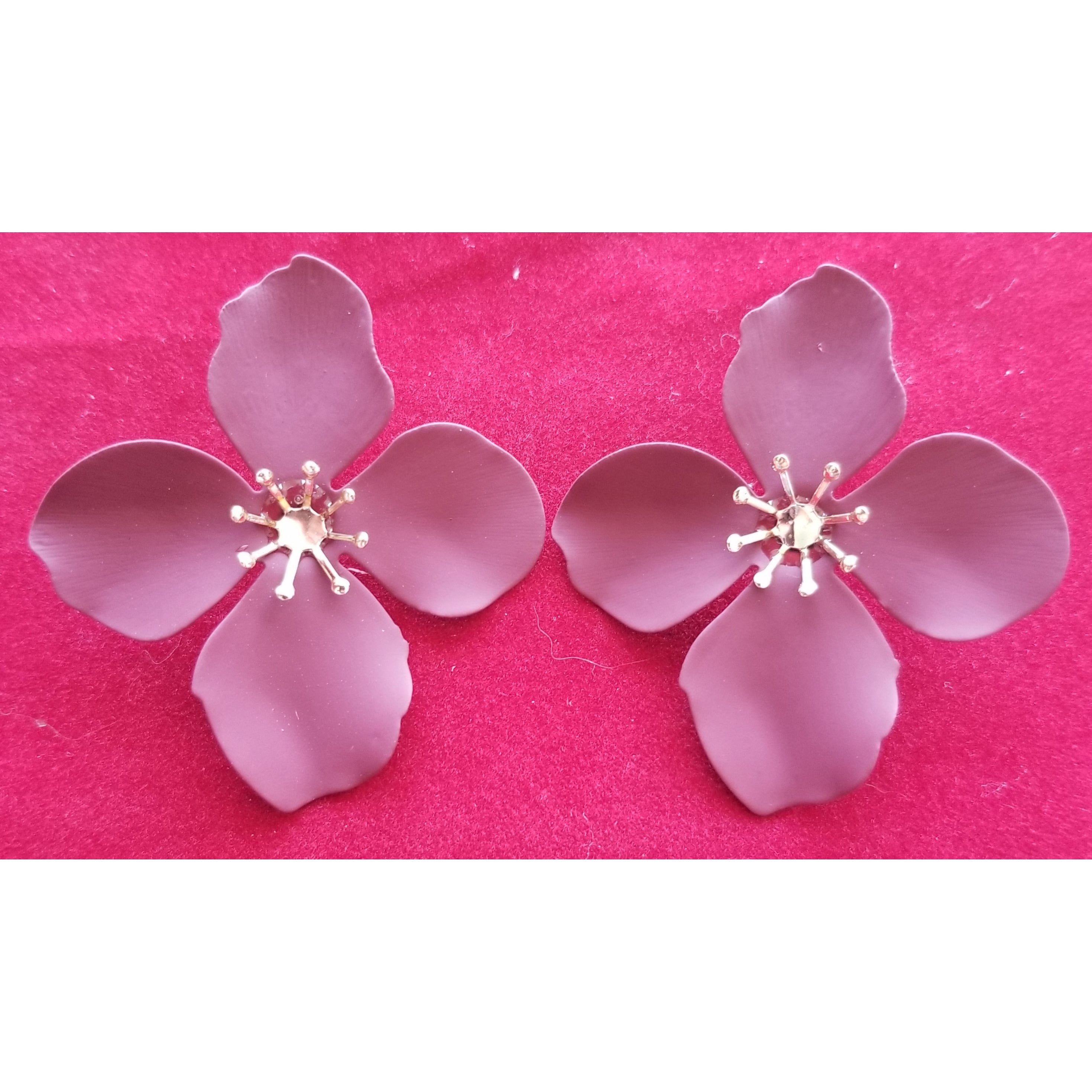 Smooth Flower Earring - BFF Here