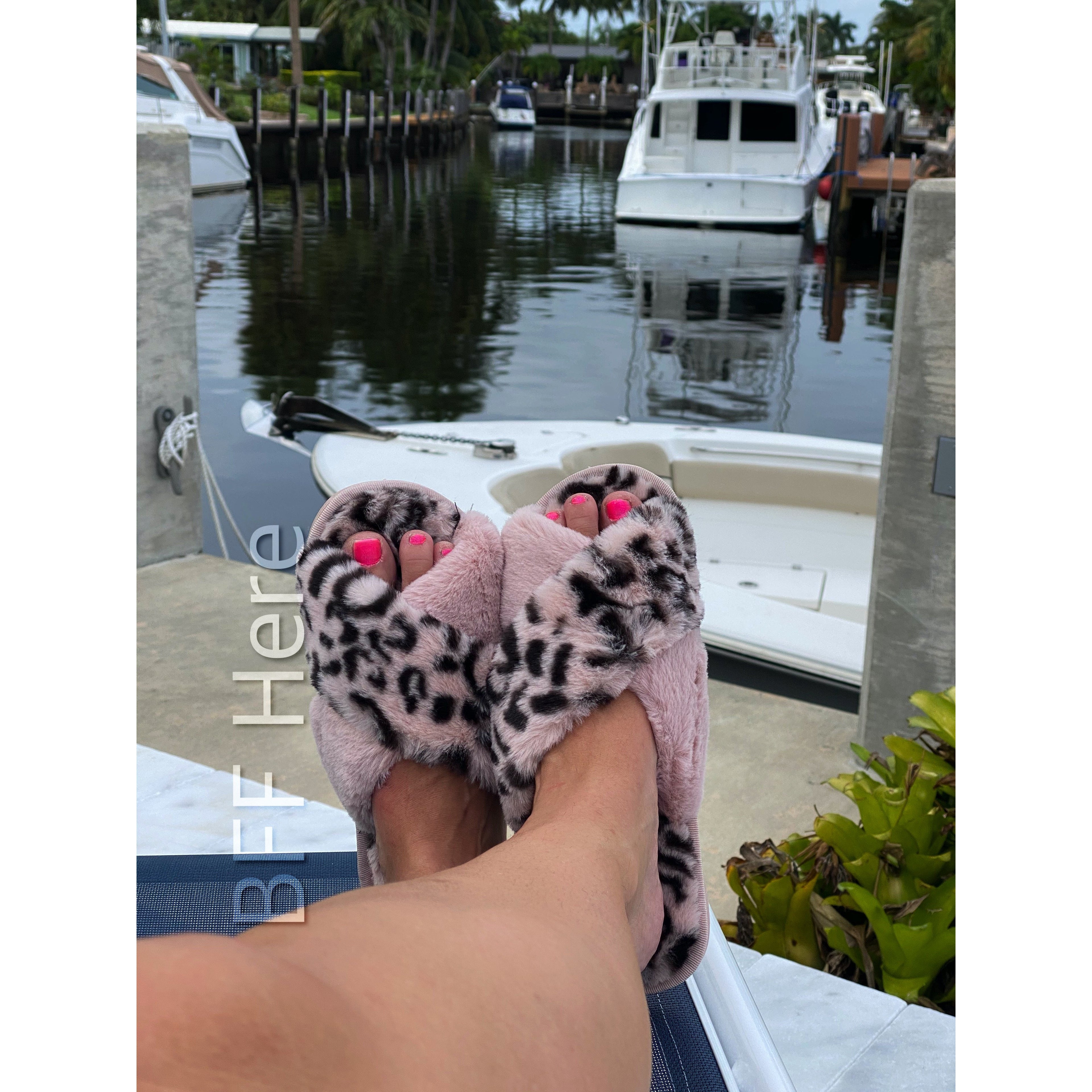 Criss Cross Slippers - BFF Here