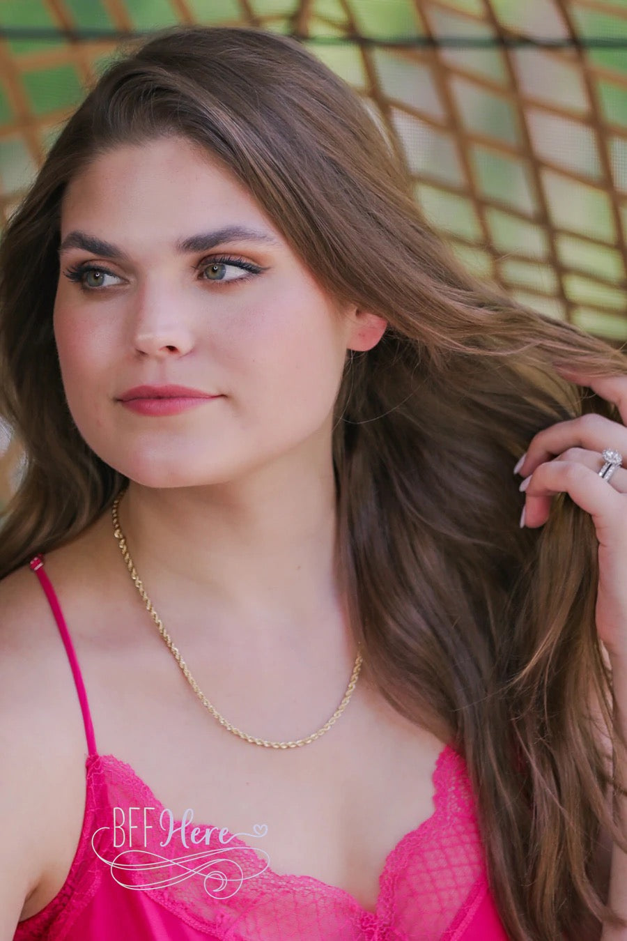 Do The Twist Necklace - BFF Here