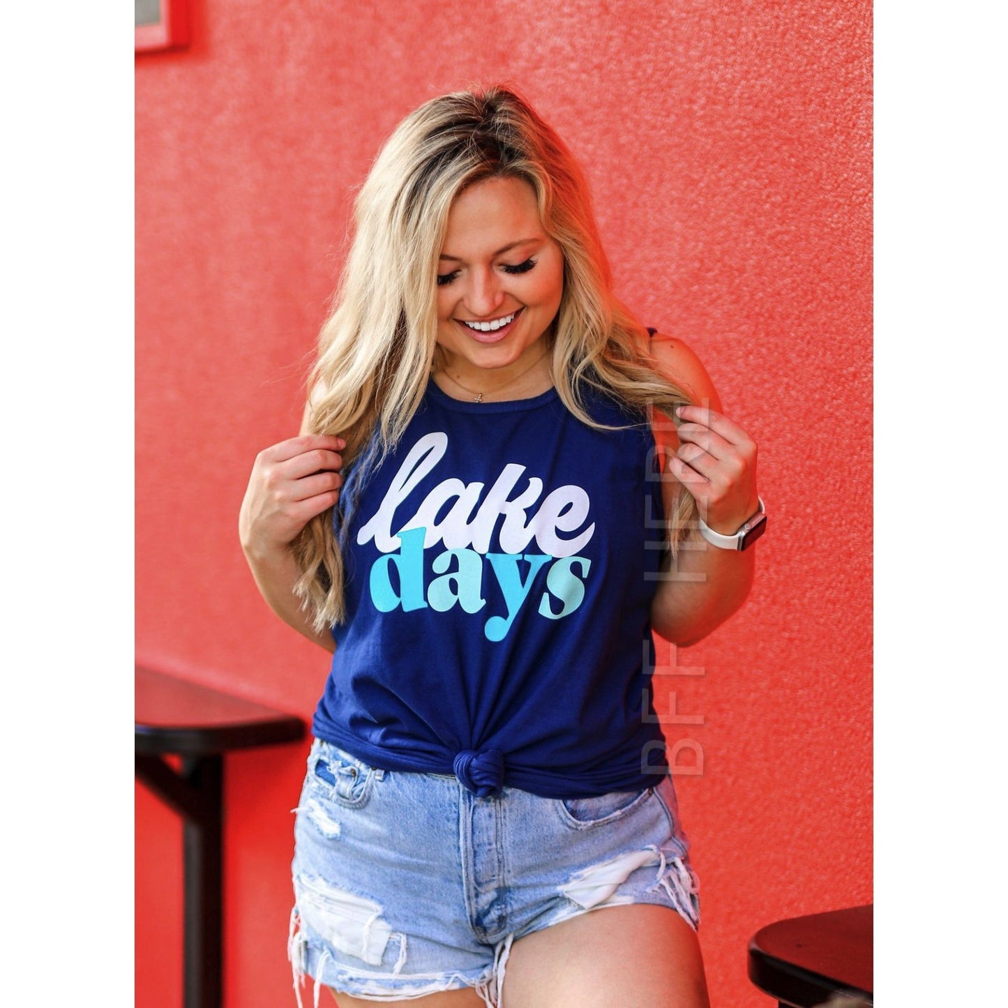 Lake Days Tank Top - BFF Here