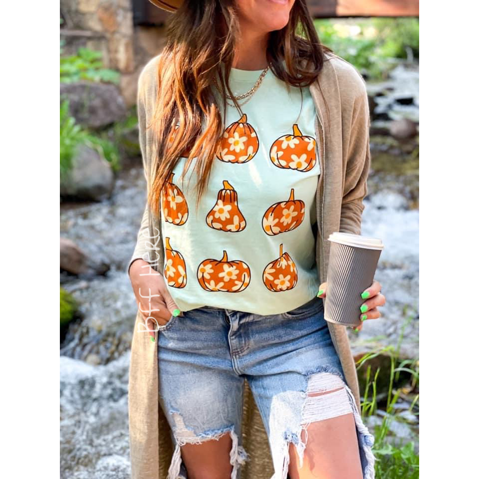 Daisy Pumpkin T-Shirt - BFF Here