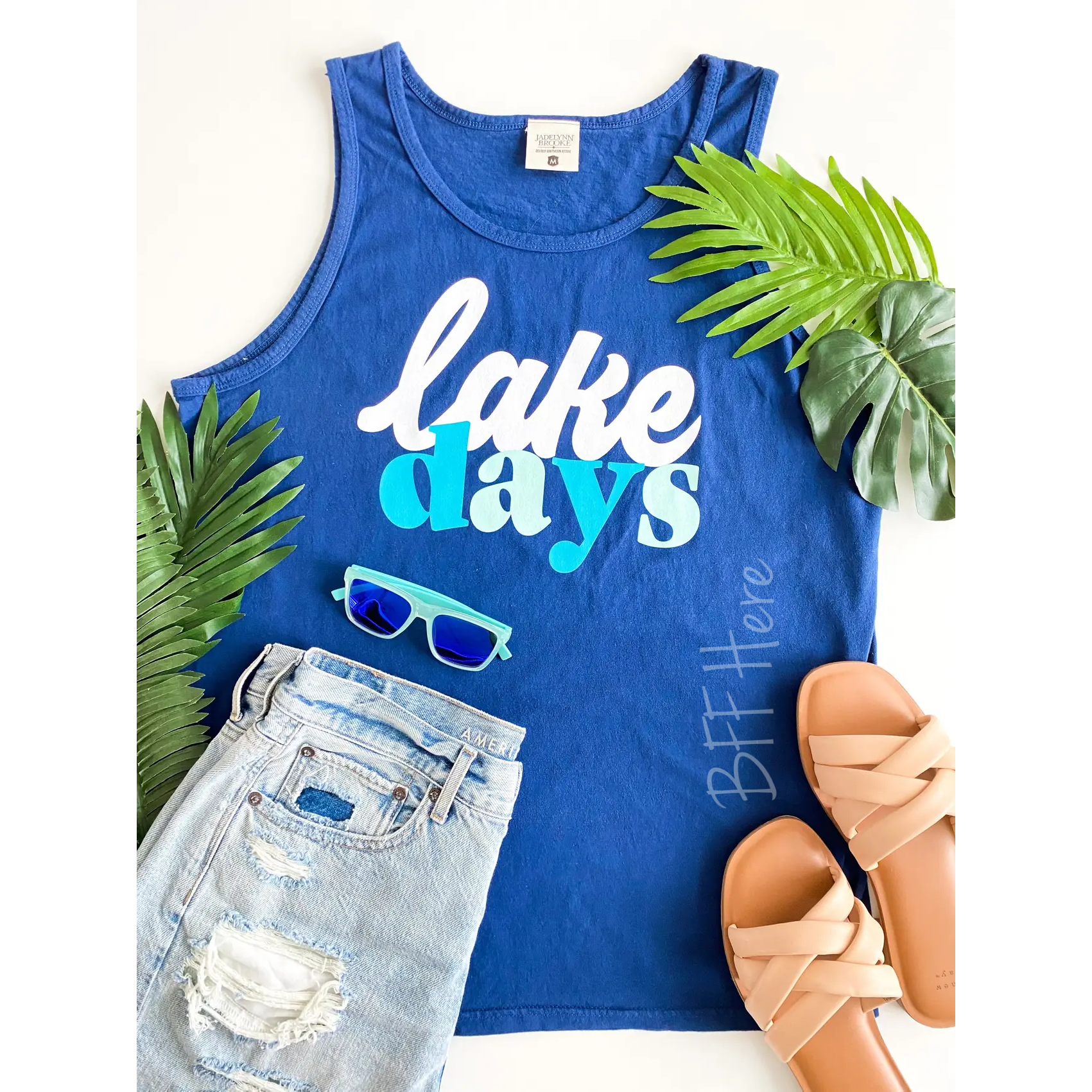 Lake Days Tank Top - BFF Here