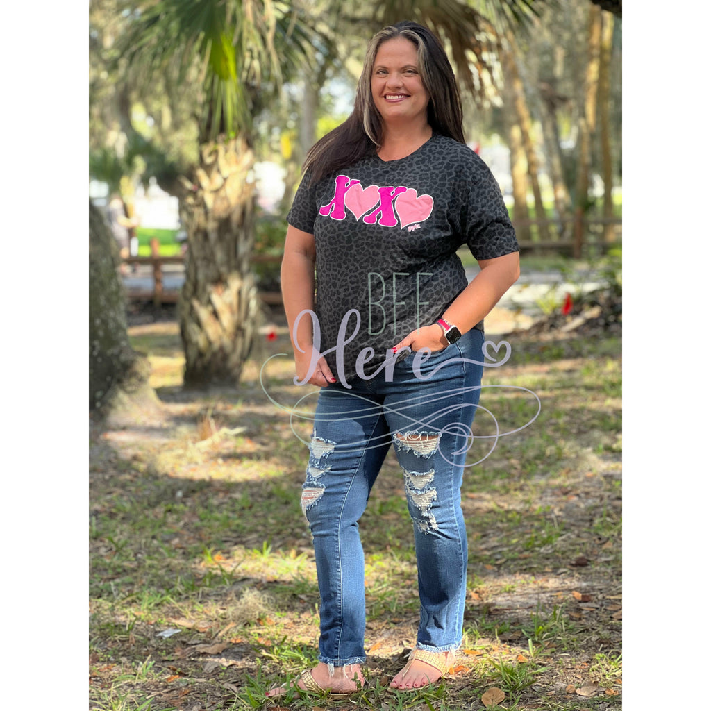 Leopard XOXO T-Shirt - BFF Here