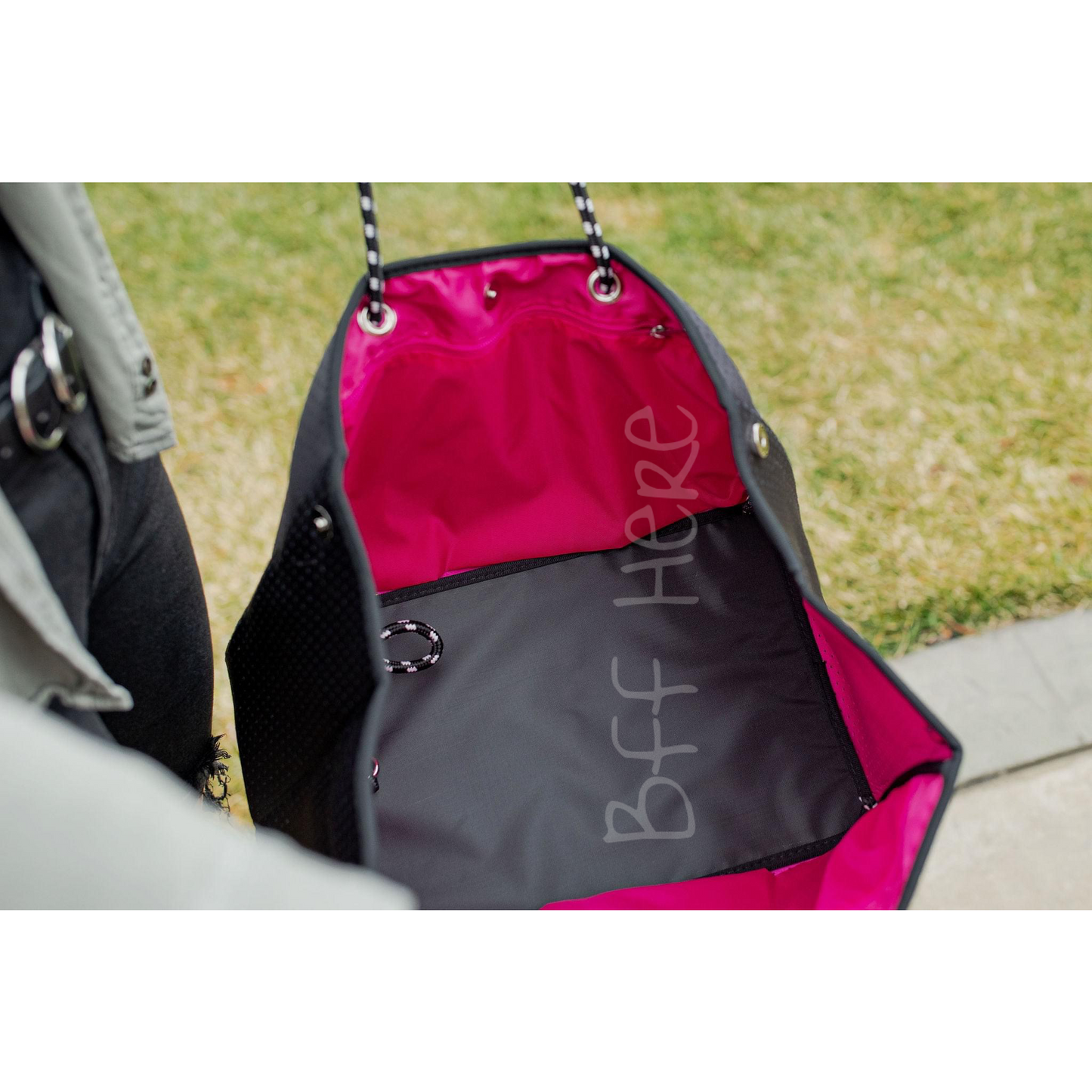 Neoprene Tote -- Noir / Pink - BFF Here