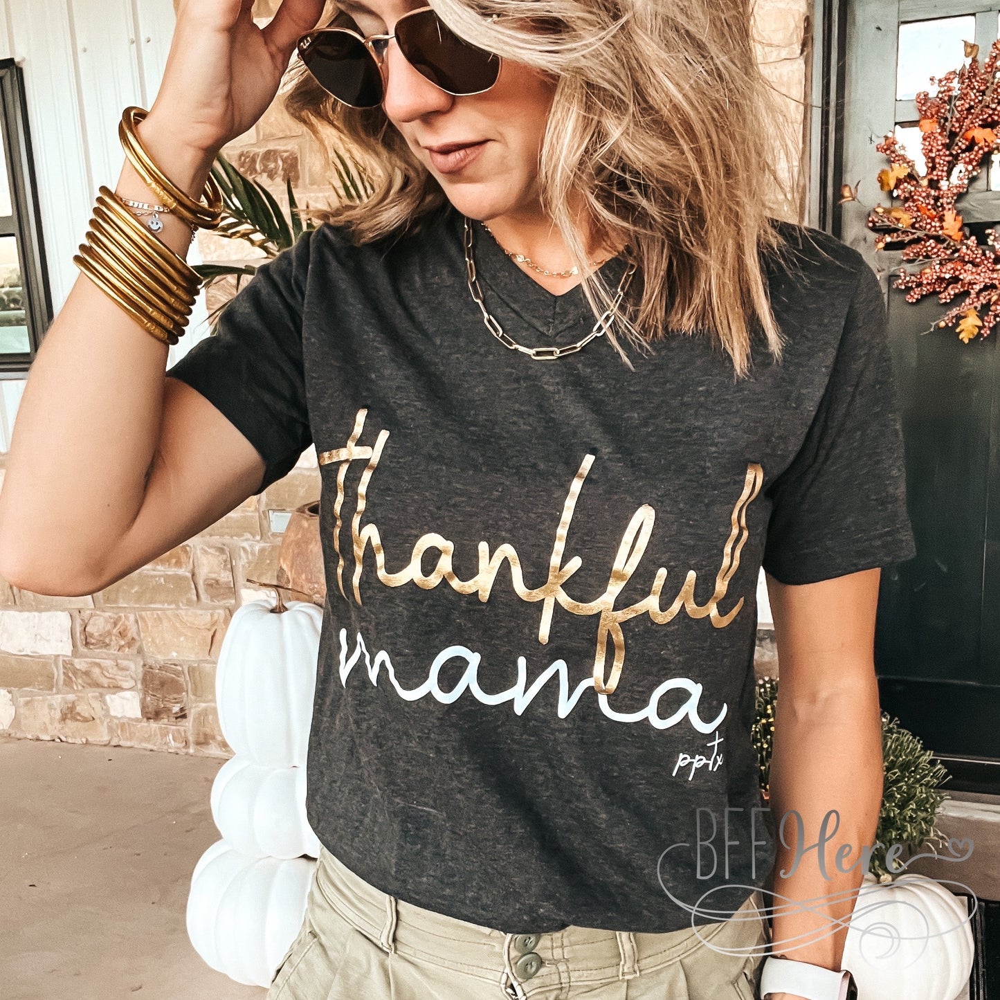 Thankful Mama Charcoal V-neck - BFF Here