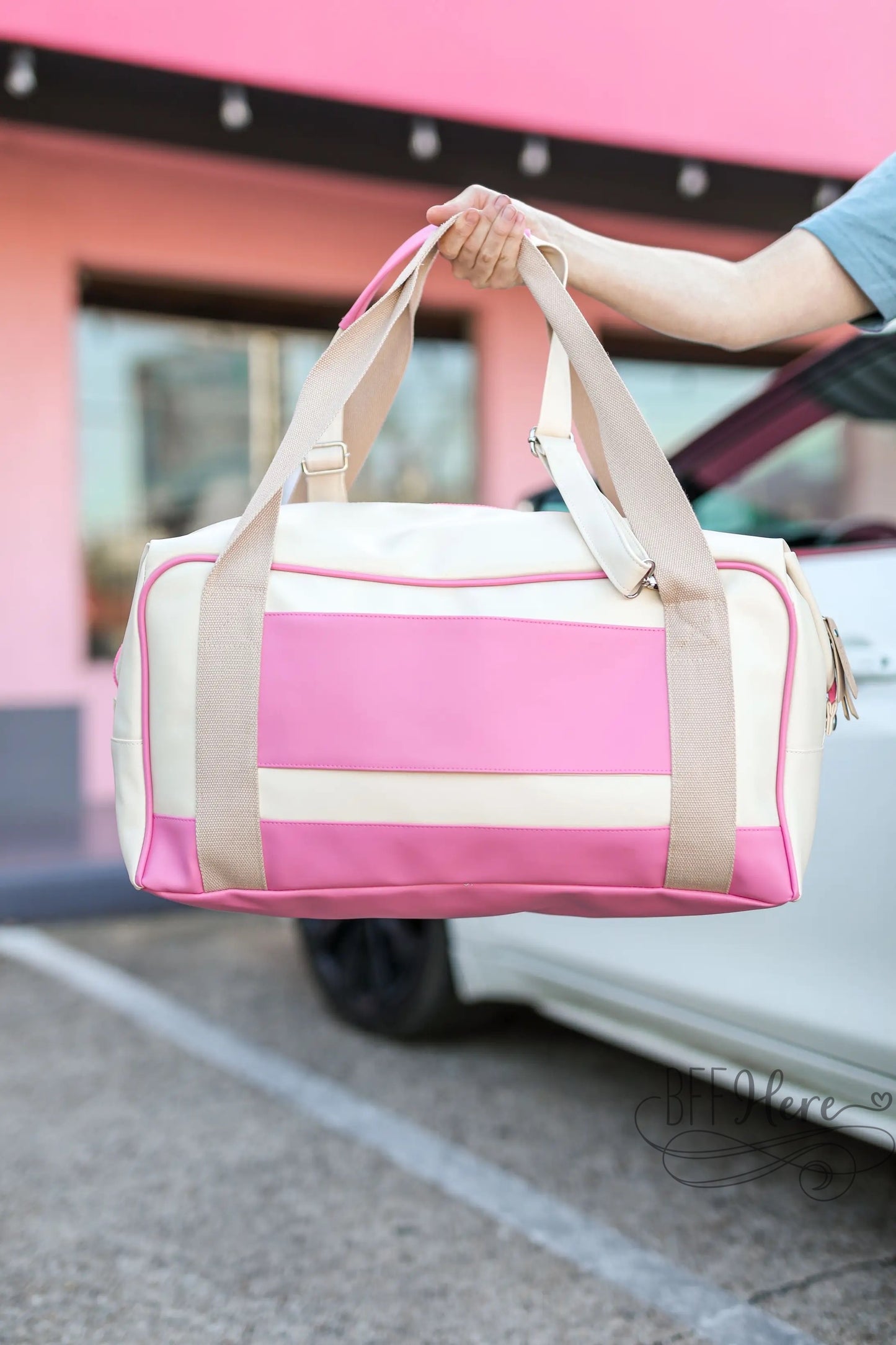 PREORDER—Duffle Bag / Vacay (Cream / Pink) - BFF Here