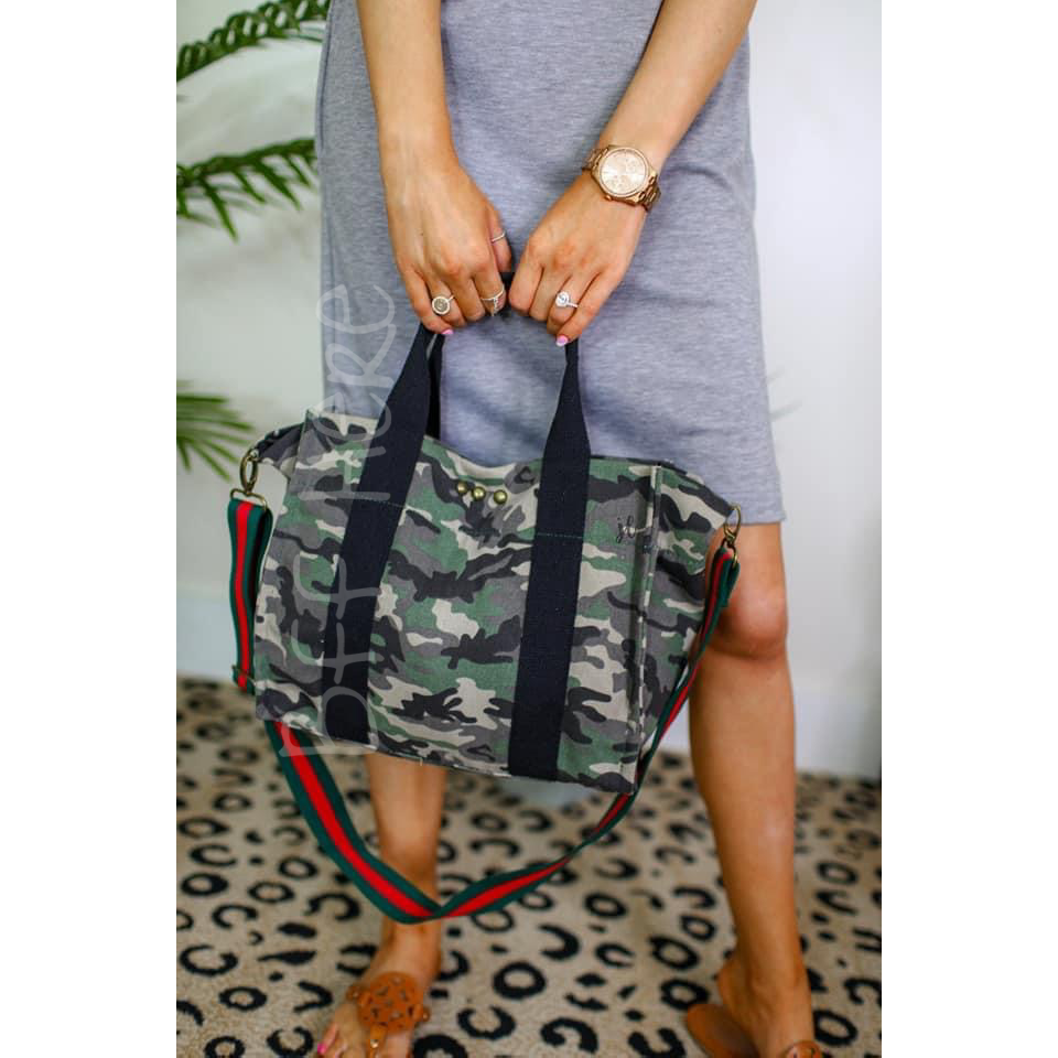 Camo Carter Canvas Handbag - BFF Here