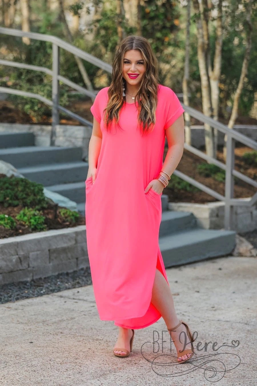 Libby T-Shirt Maxi Dress / Neon Coral - BFF Here