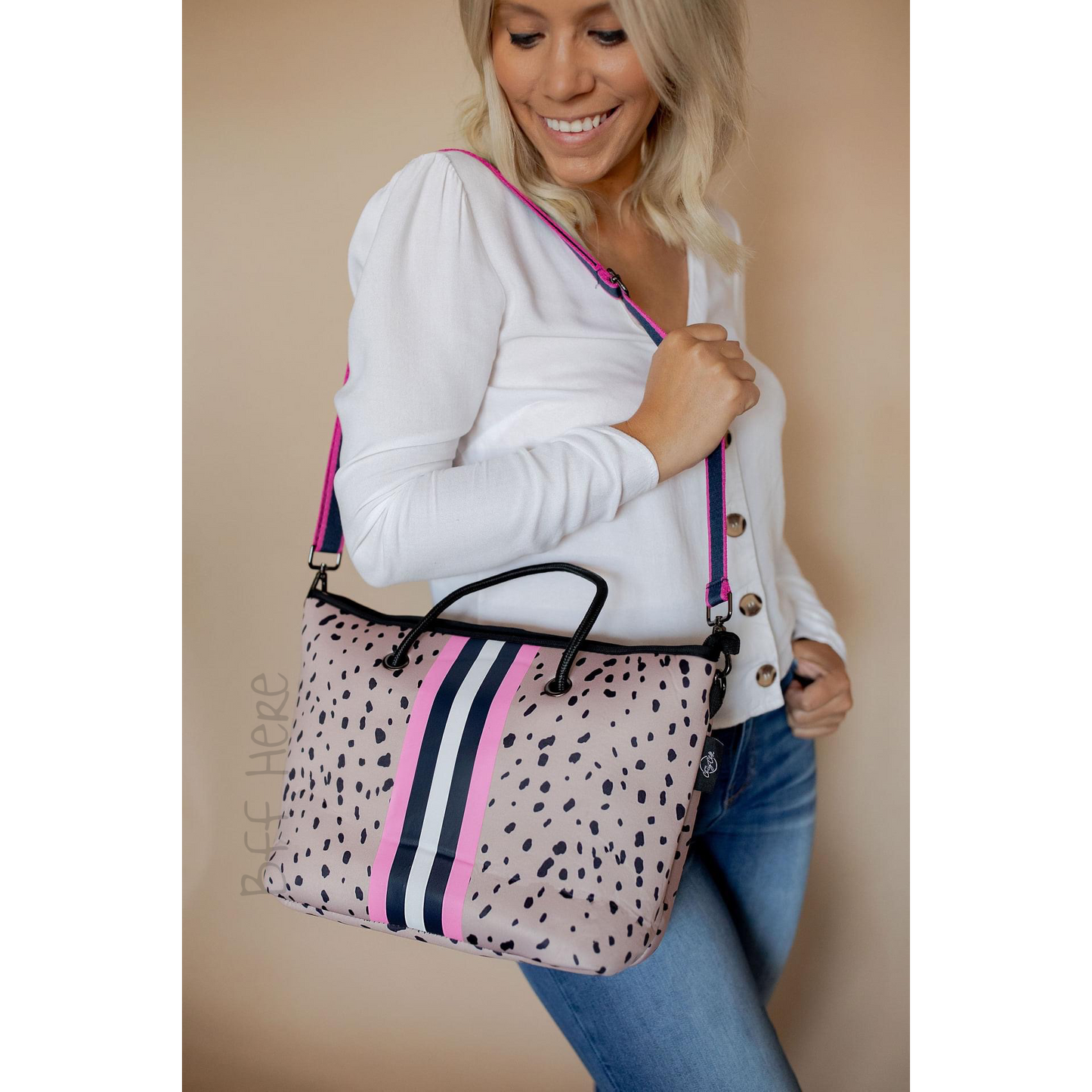 Neoprene Shoulder Tote -- Kelly - BFF Here