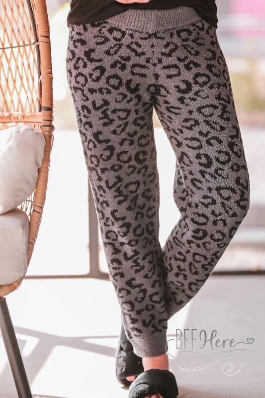 PREORDER-On The Lookout Leopard Joggers - BFF Here