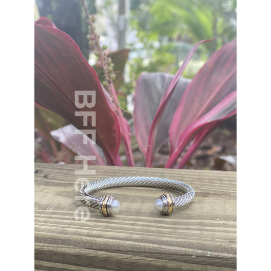 Road Tripper Cable Bracelet - BFF Here