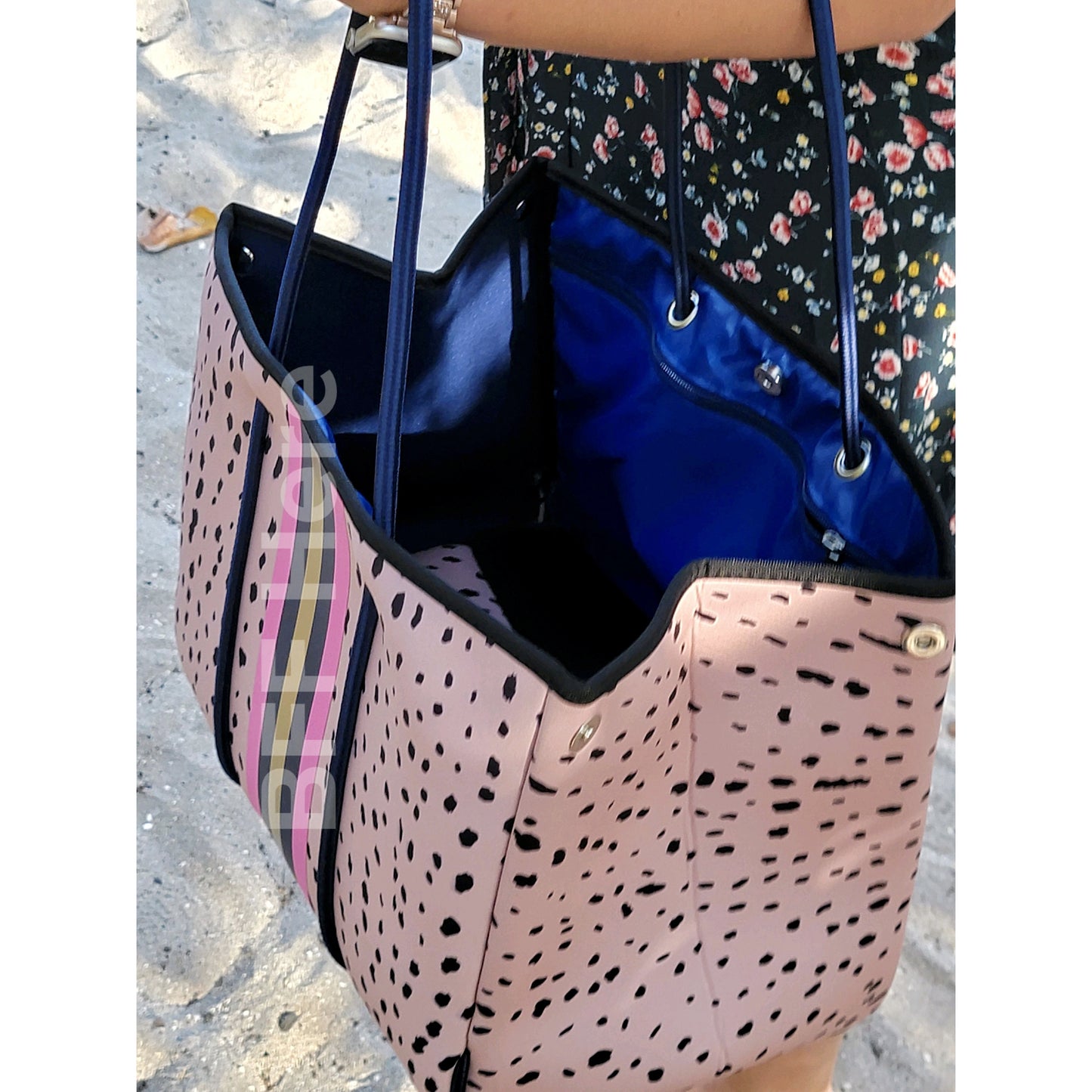 Neoprene Tote -- Kelly - BFF Here